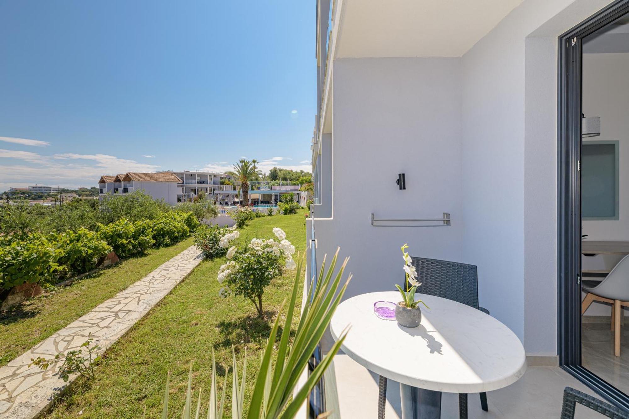 Double Room with Balcony,1675806780:JPEG