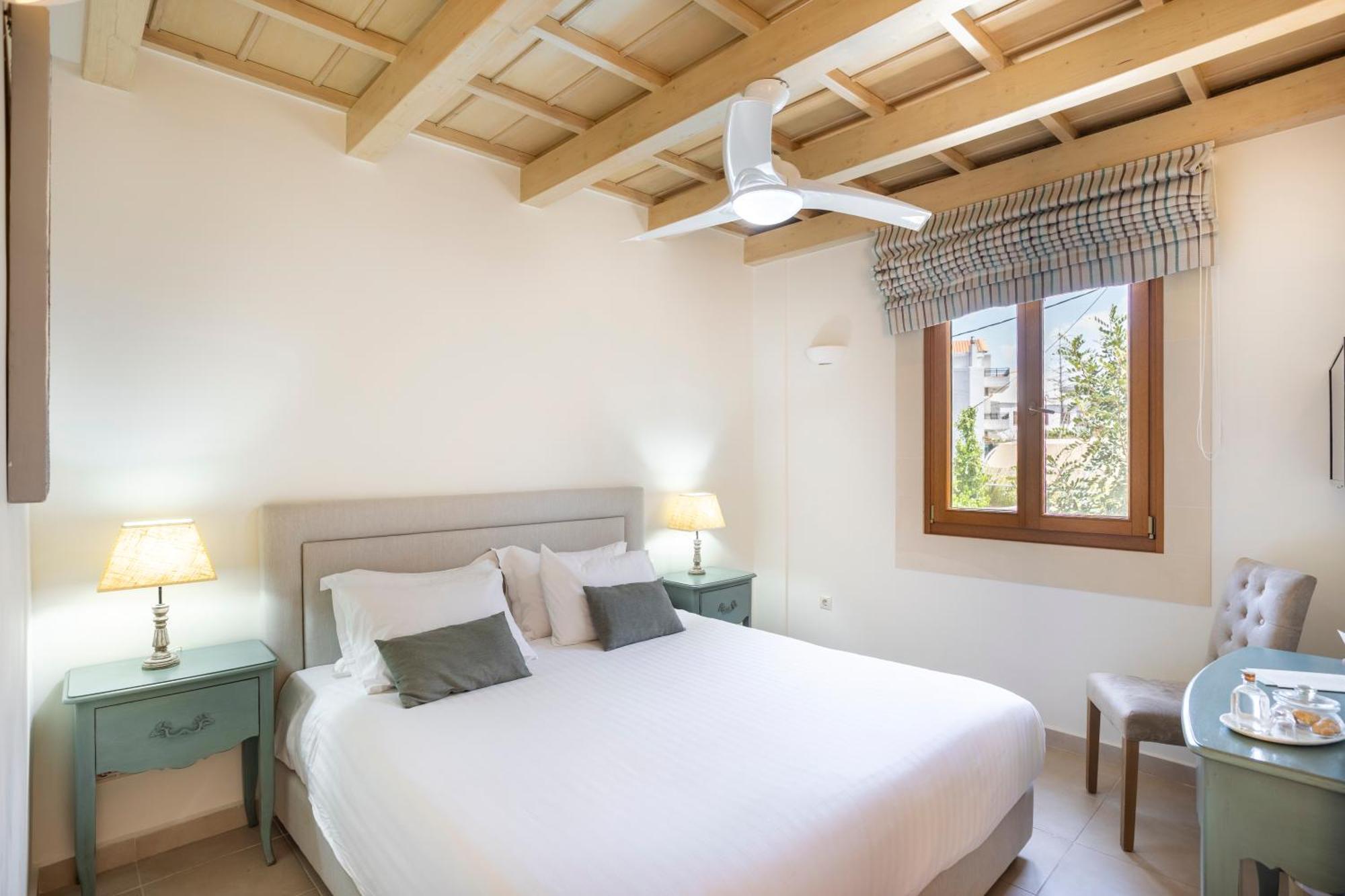 Superior Room Menta or Lemonio