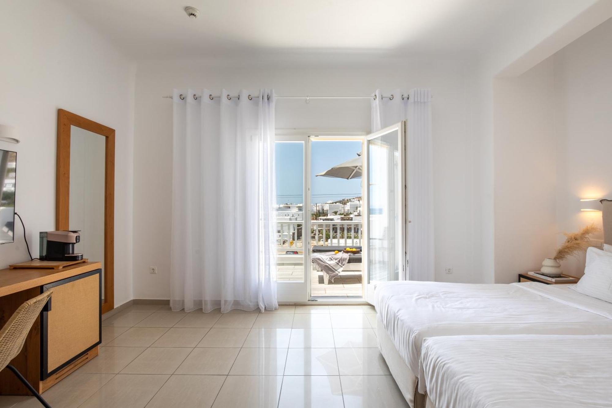 Deluxe Family Room with Side Sea View