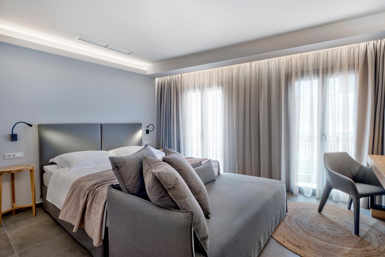 Deluxe Double Room Street View