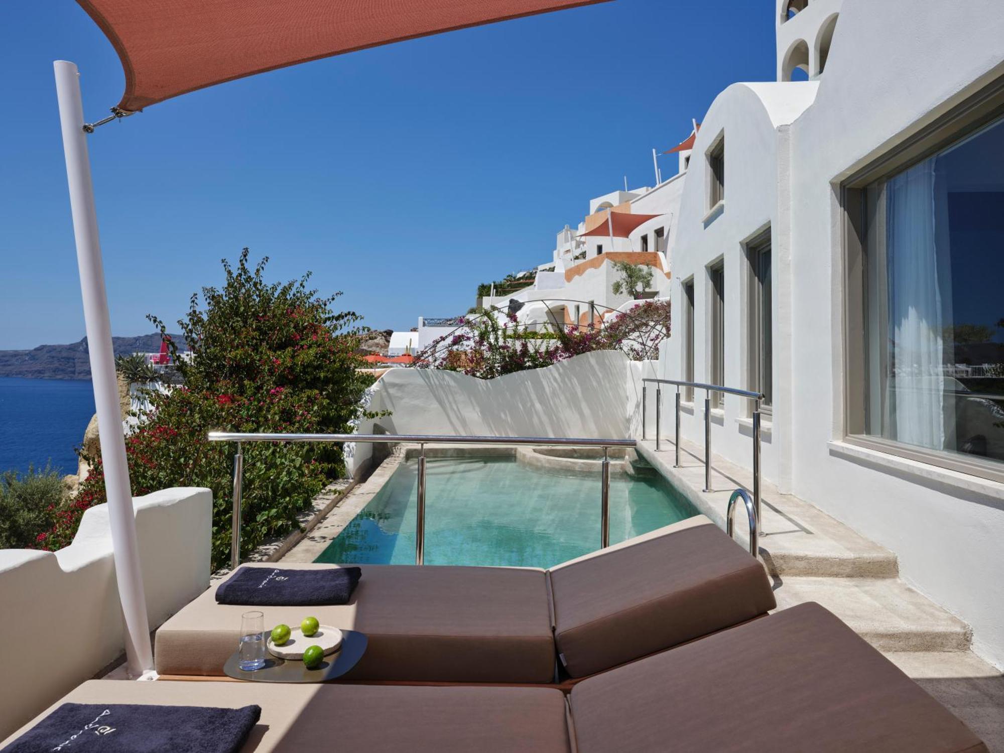 Exclusive Suite with Infinity Pool