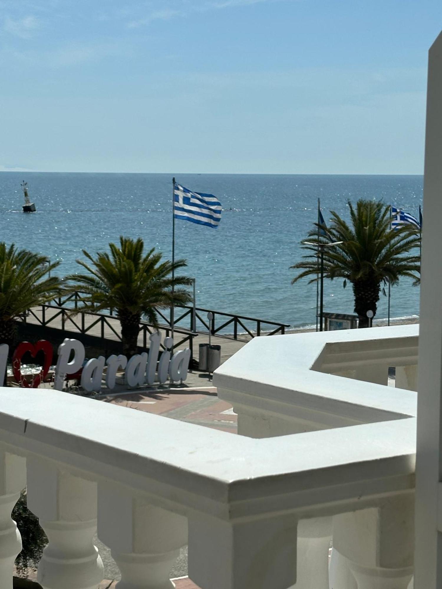 Cameră dublă cu balcon și vedere la mare