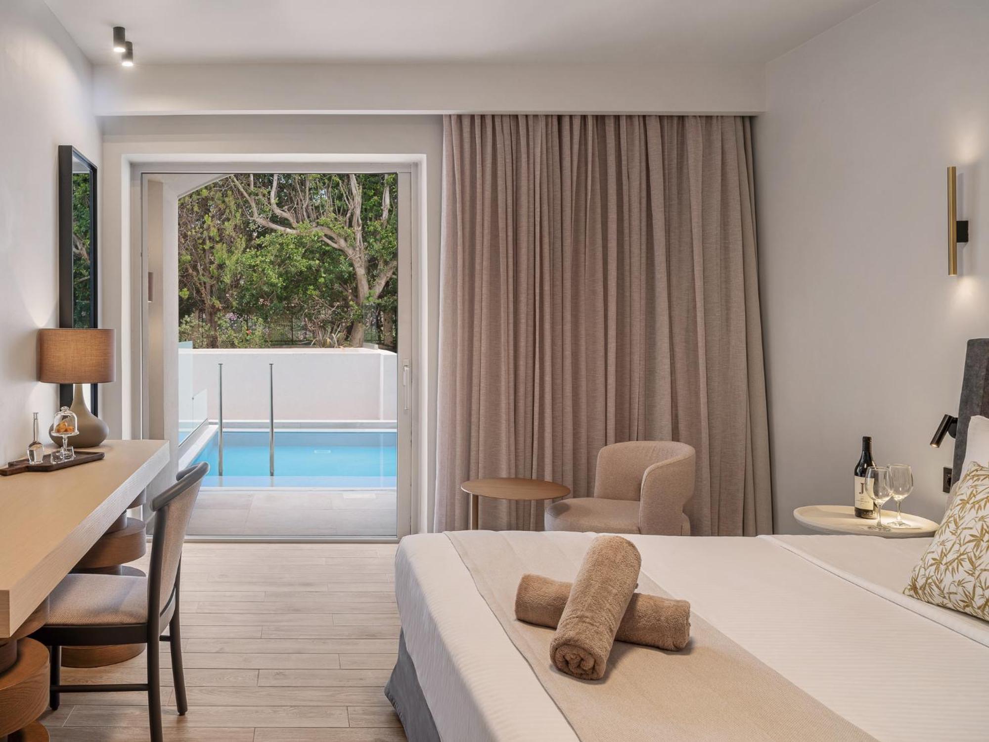 Superior Double Room Private Pool