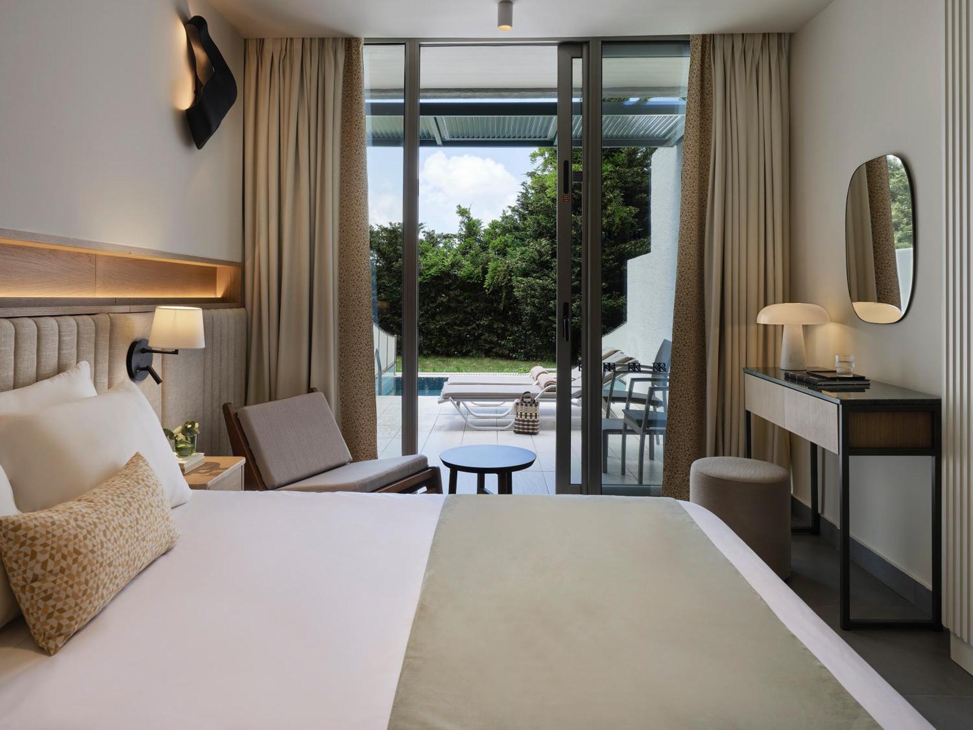 Chambre Double avec Piscine Privée - Bâtiment Principal - Vue sur Jardin