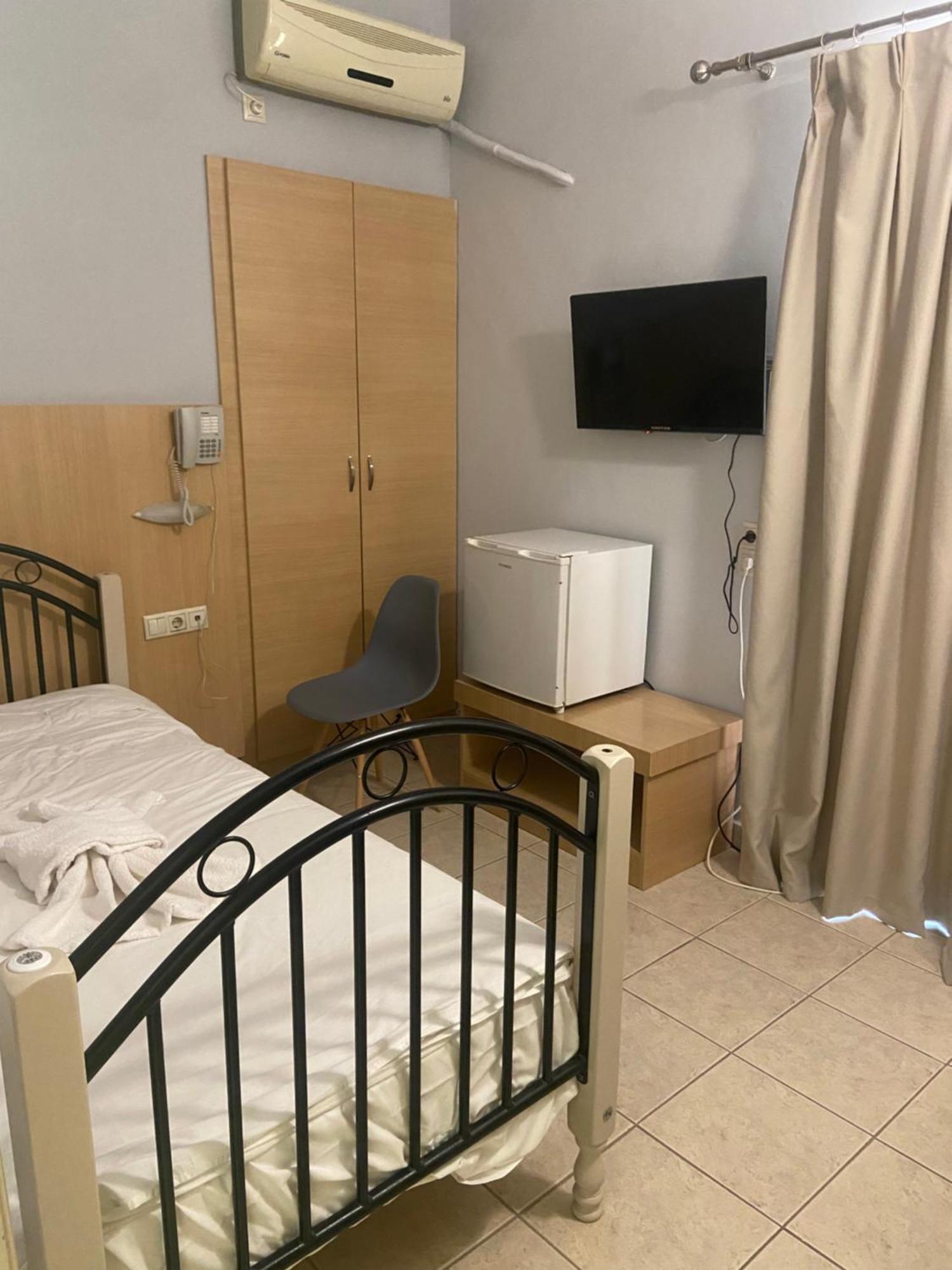 Single Room Balcony