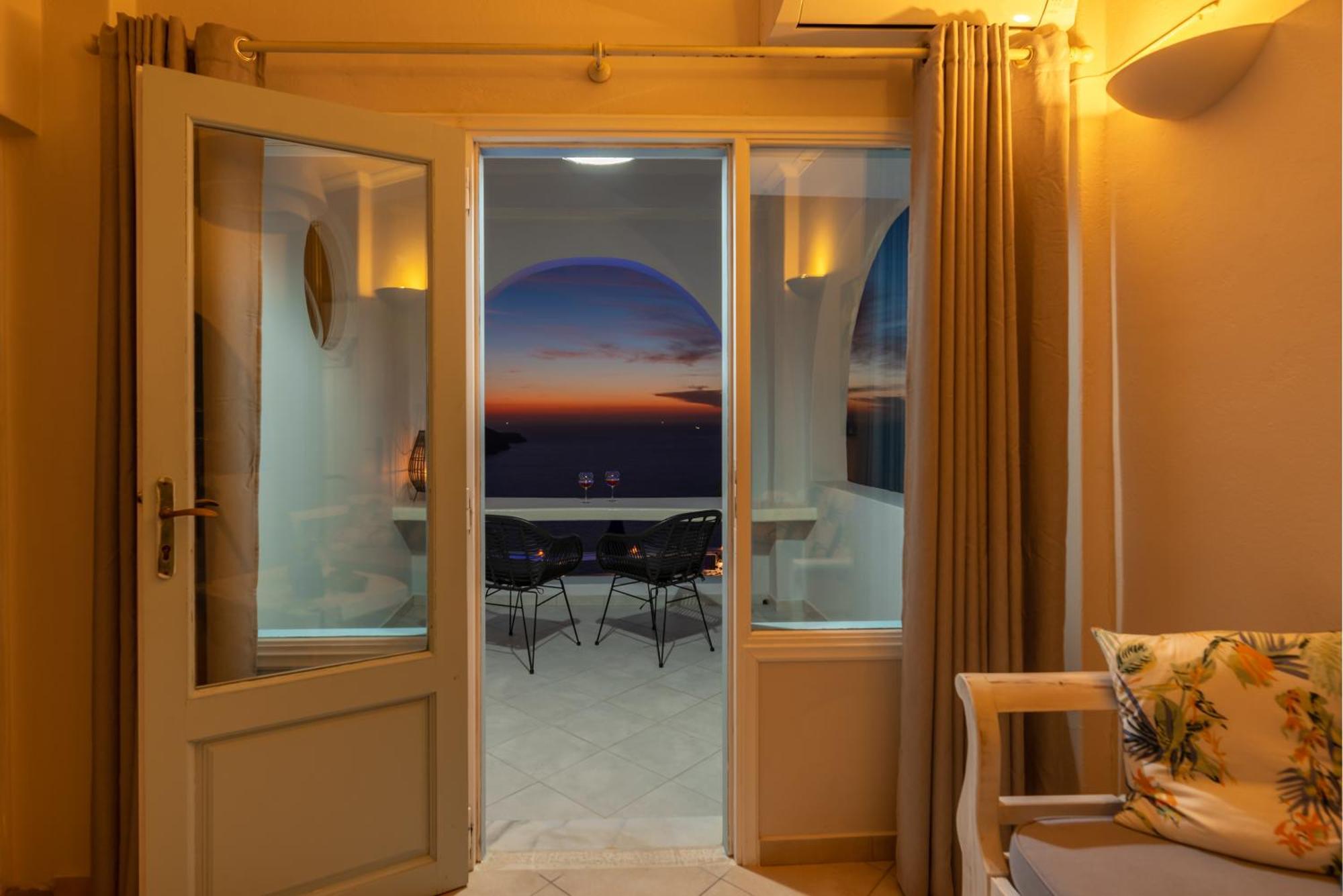 Romantic Suite Sunset View