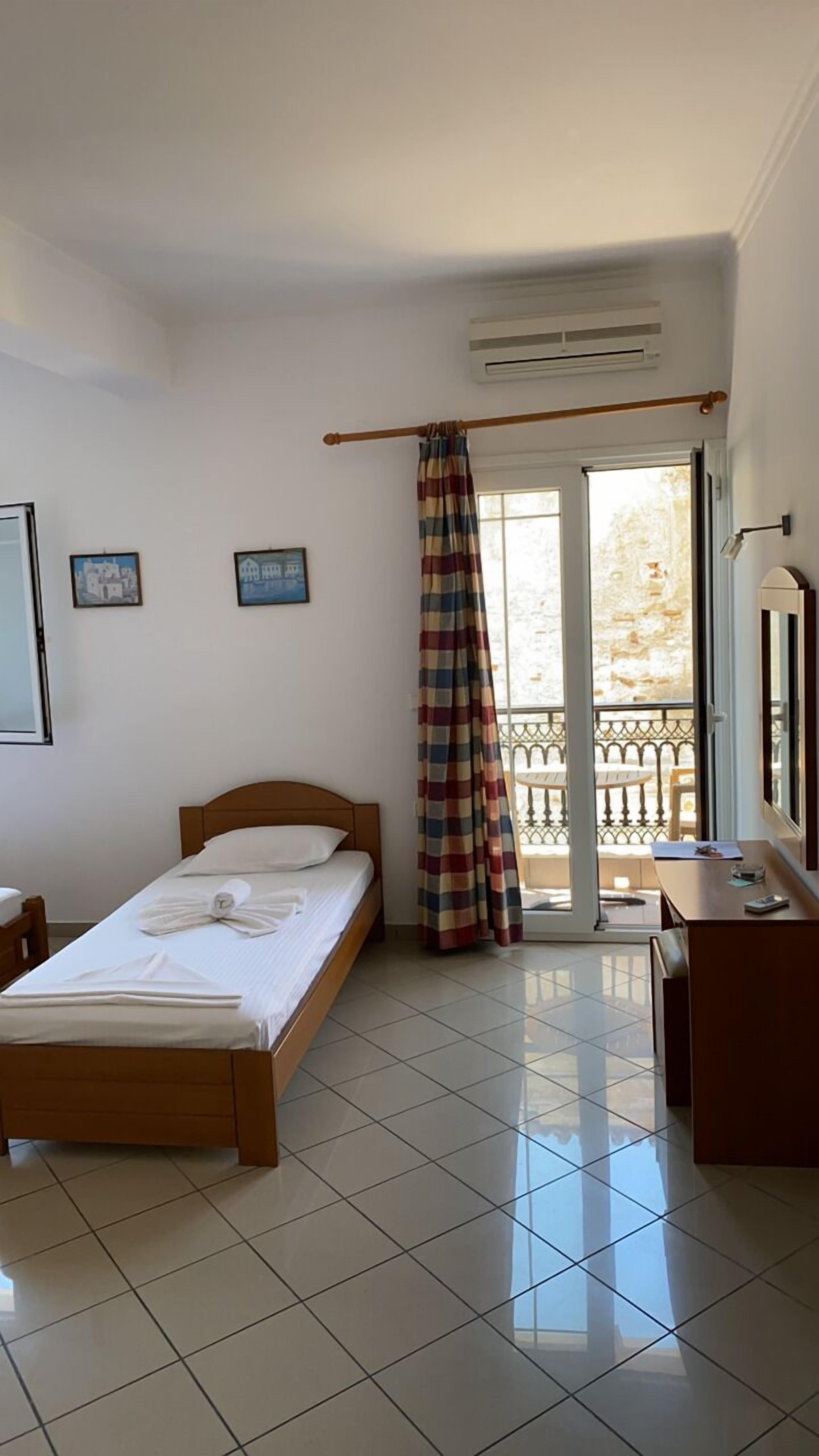Twin Room Side Sea View