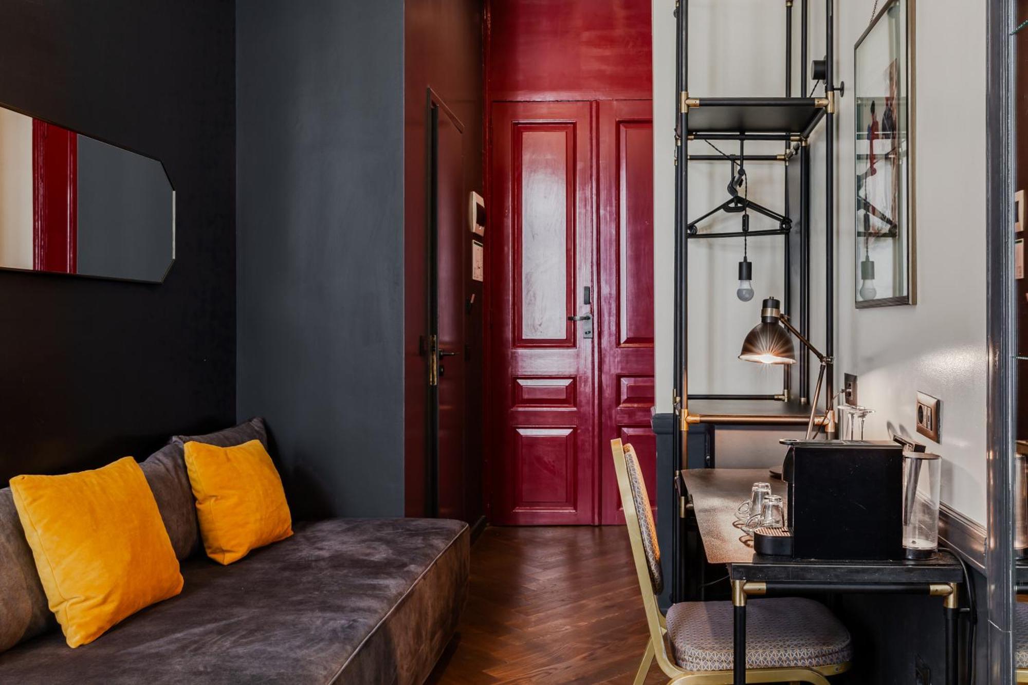 Urban Room