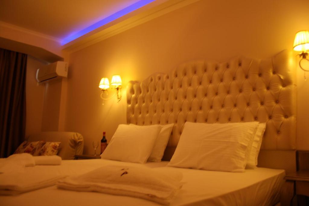 Grand Deluxe Double or Twin Room Sea View
