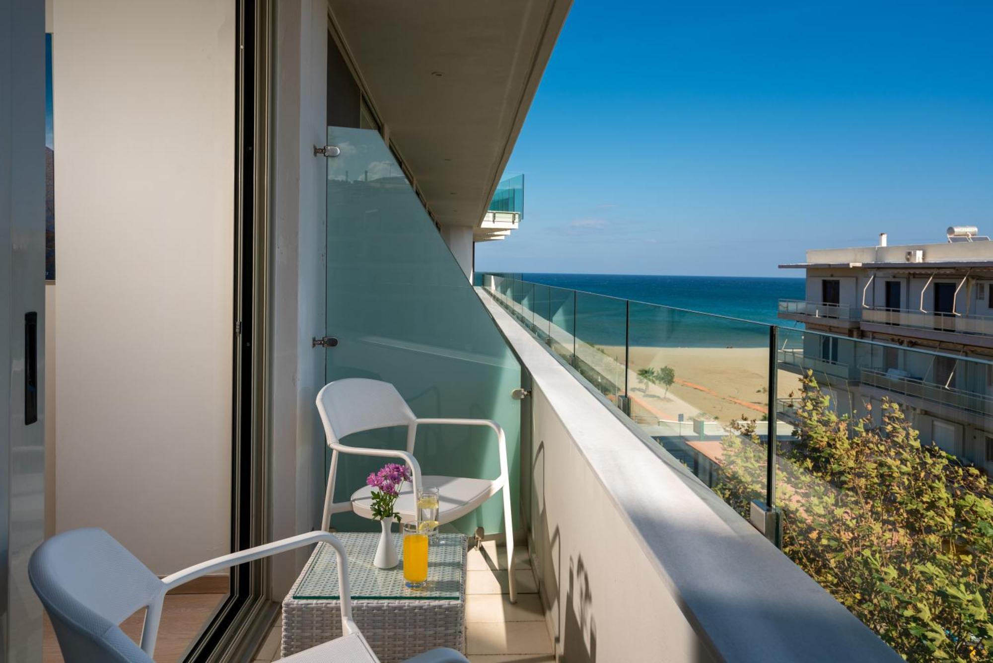 Double or Twin Room Side Sea View