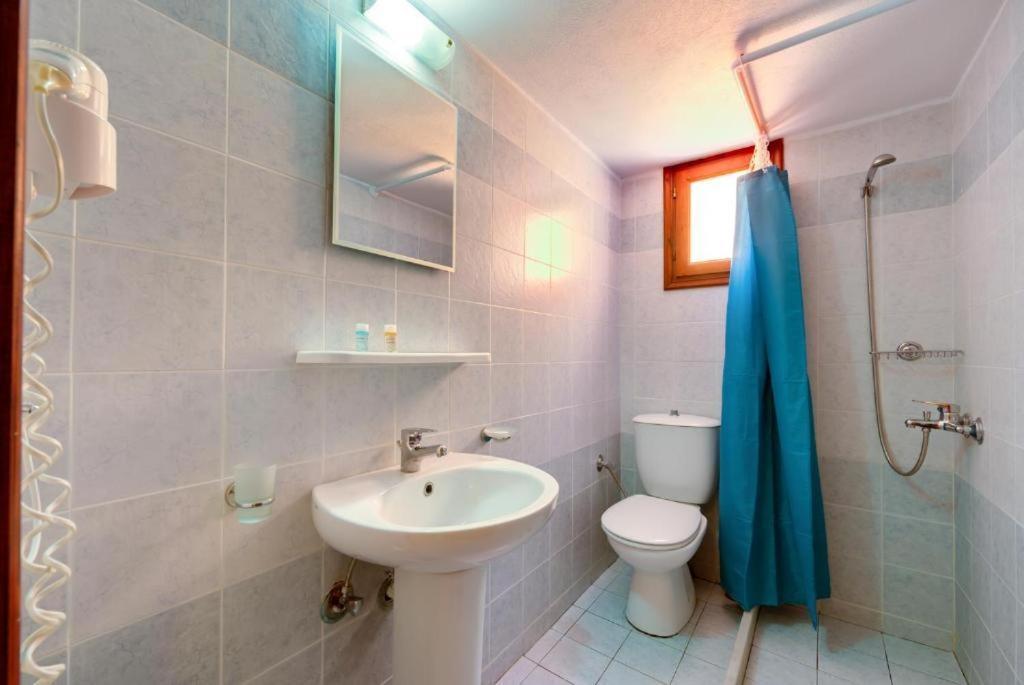 Economy Double Room,1742686376:JPEG
