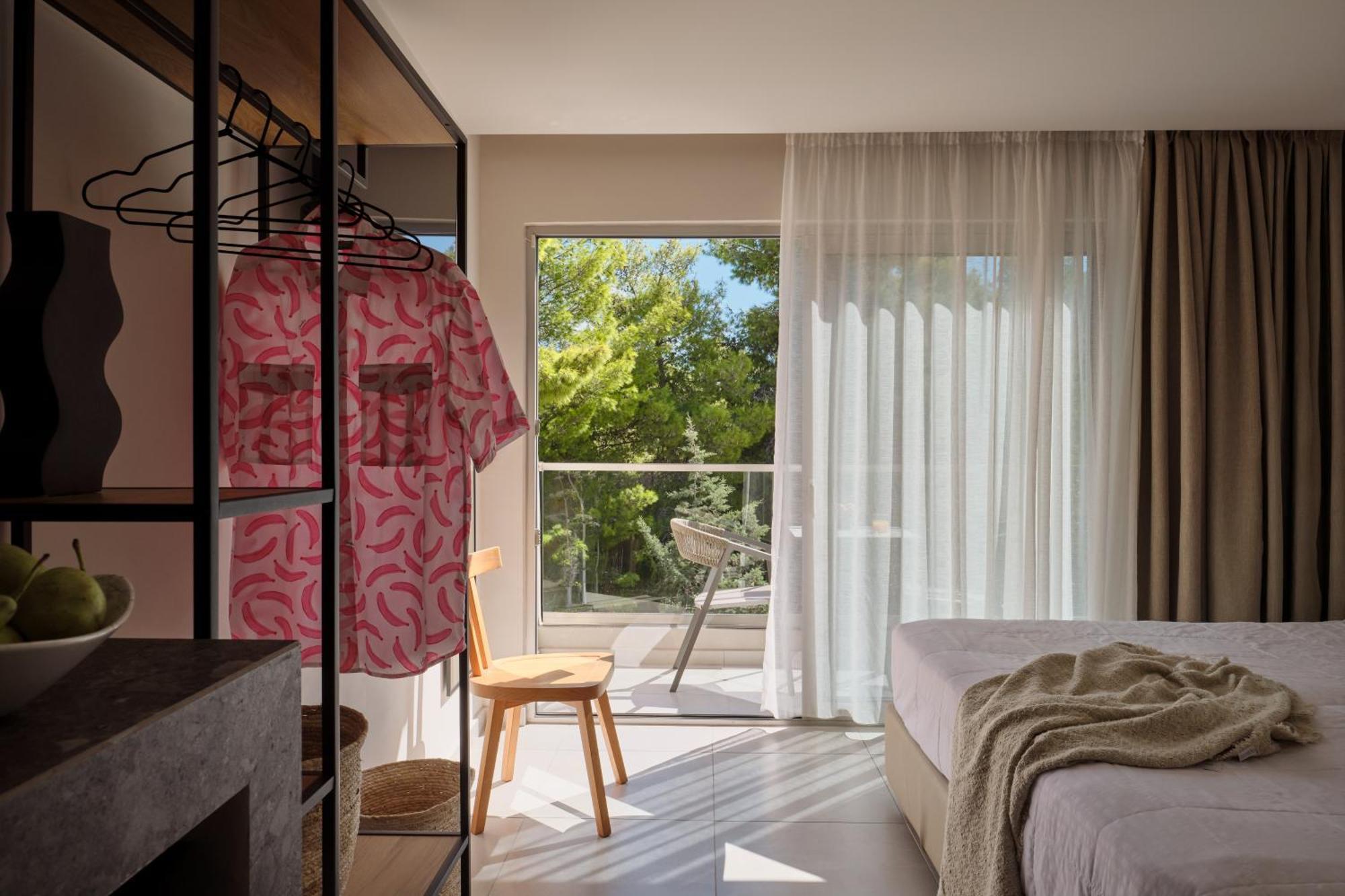 Deluxe Double or Twin Room Garden View