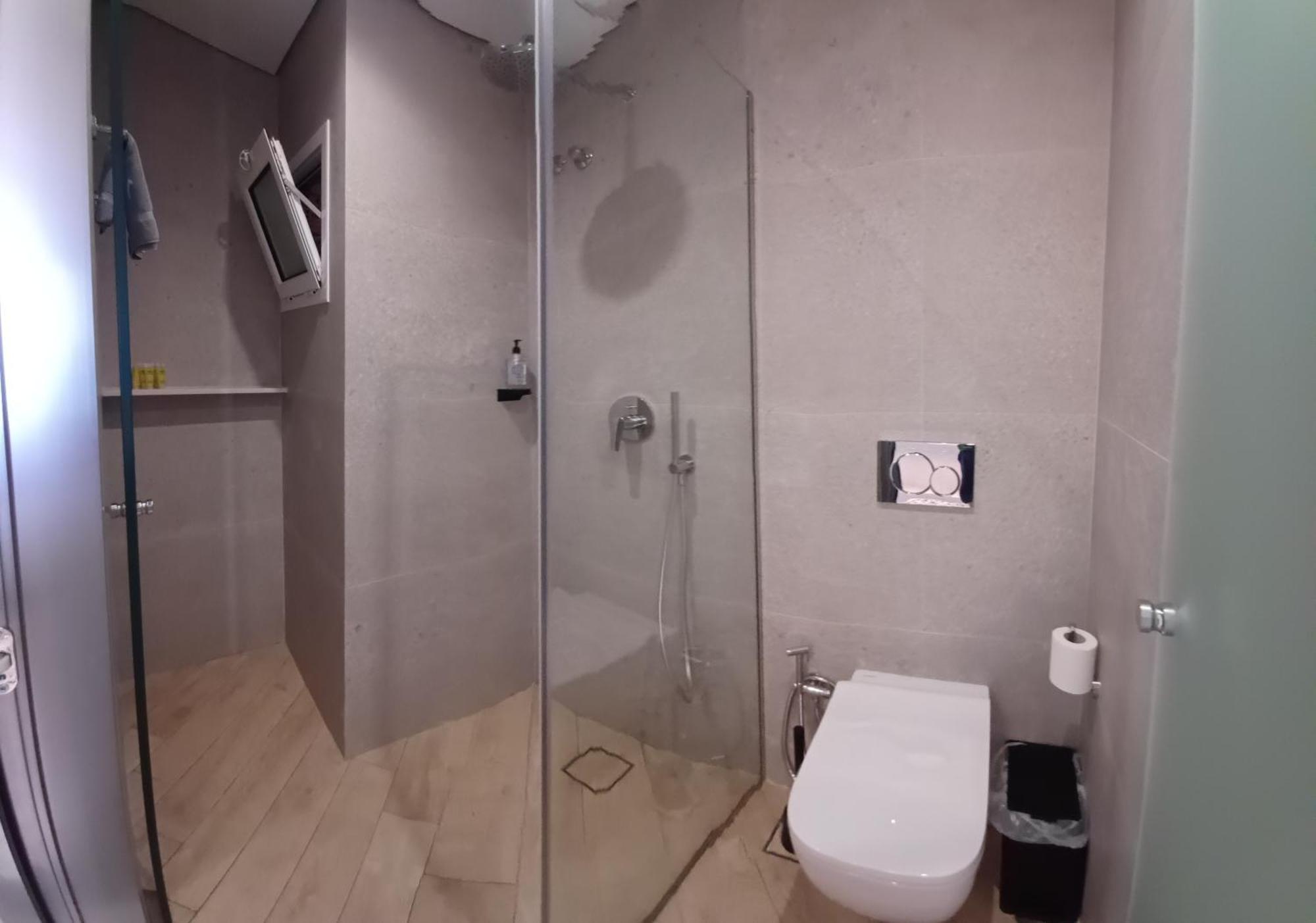Deluxe Double or Twin Room Sea View