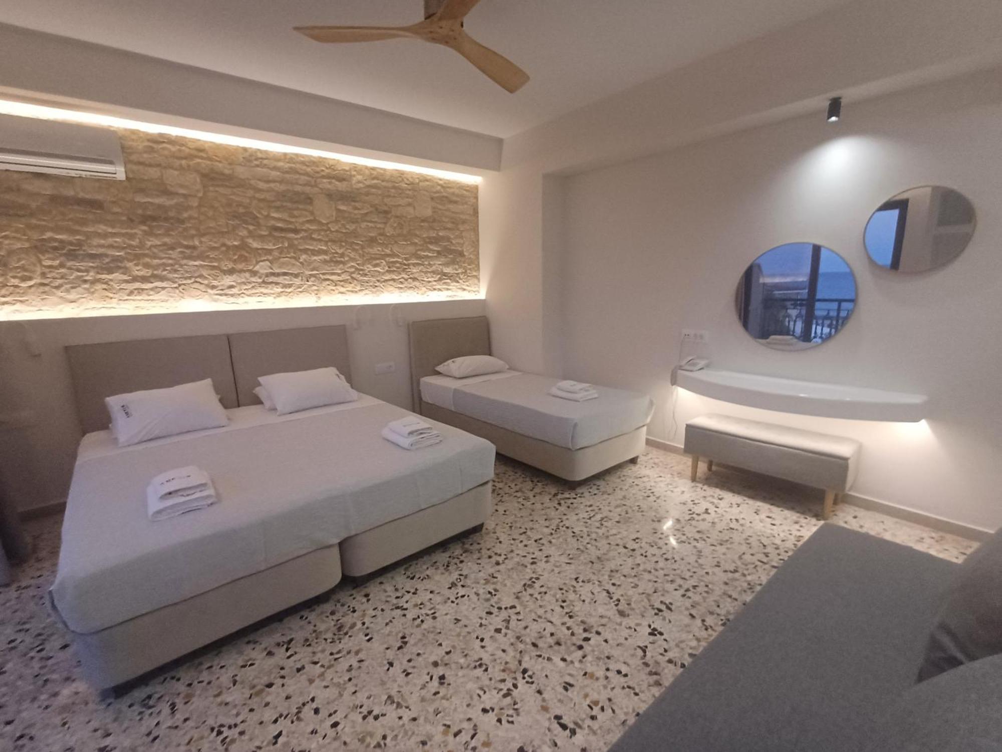Deluxe Double or Twin Room Sea View
