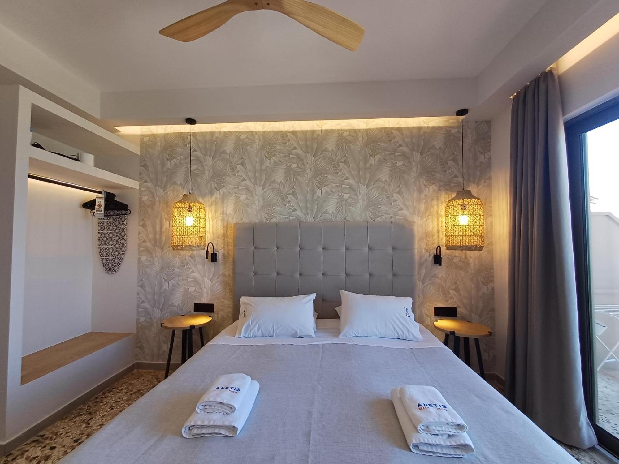 Deluxe Double or Twin Room Sea View
