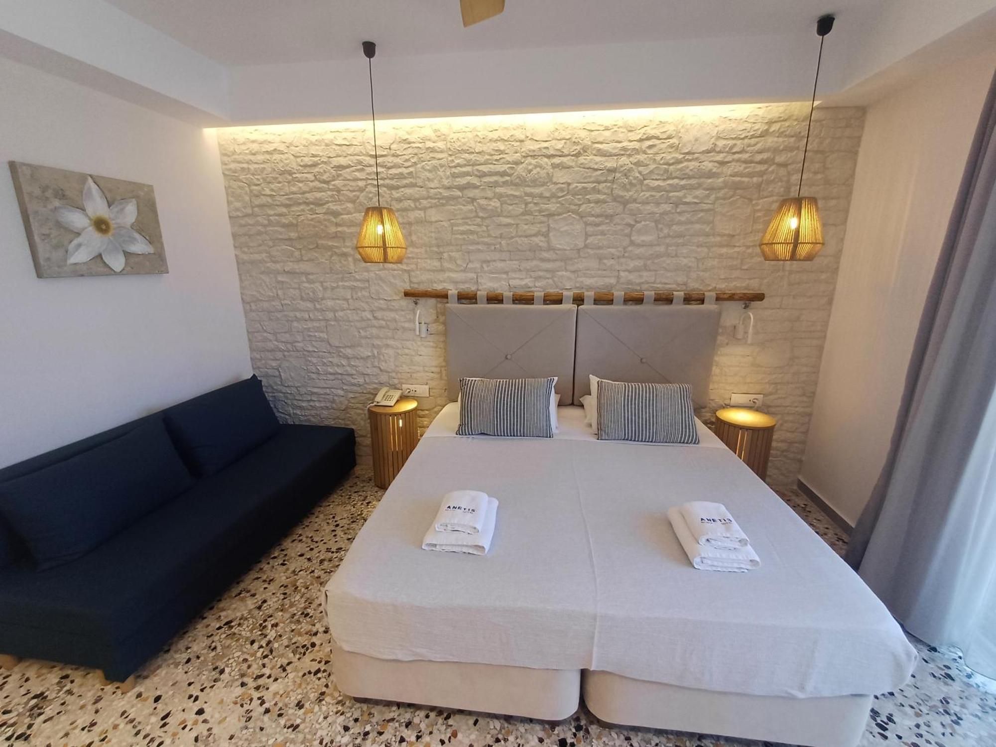 Deluxe Double or Twin Room Sea View