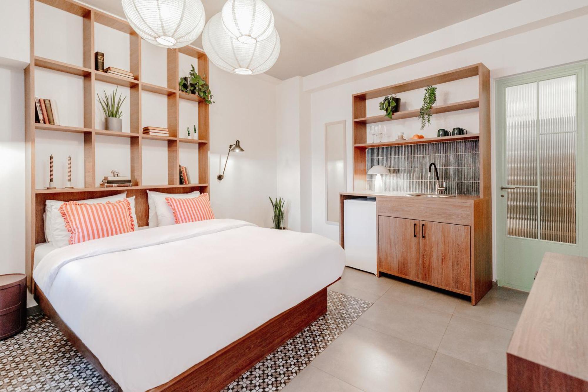Cozy Double Room No External View