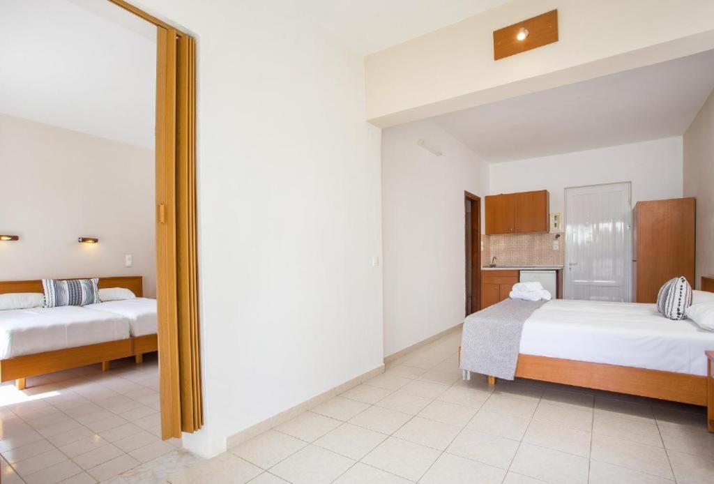 Two-Room Apartment,1746894111:JPEG