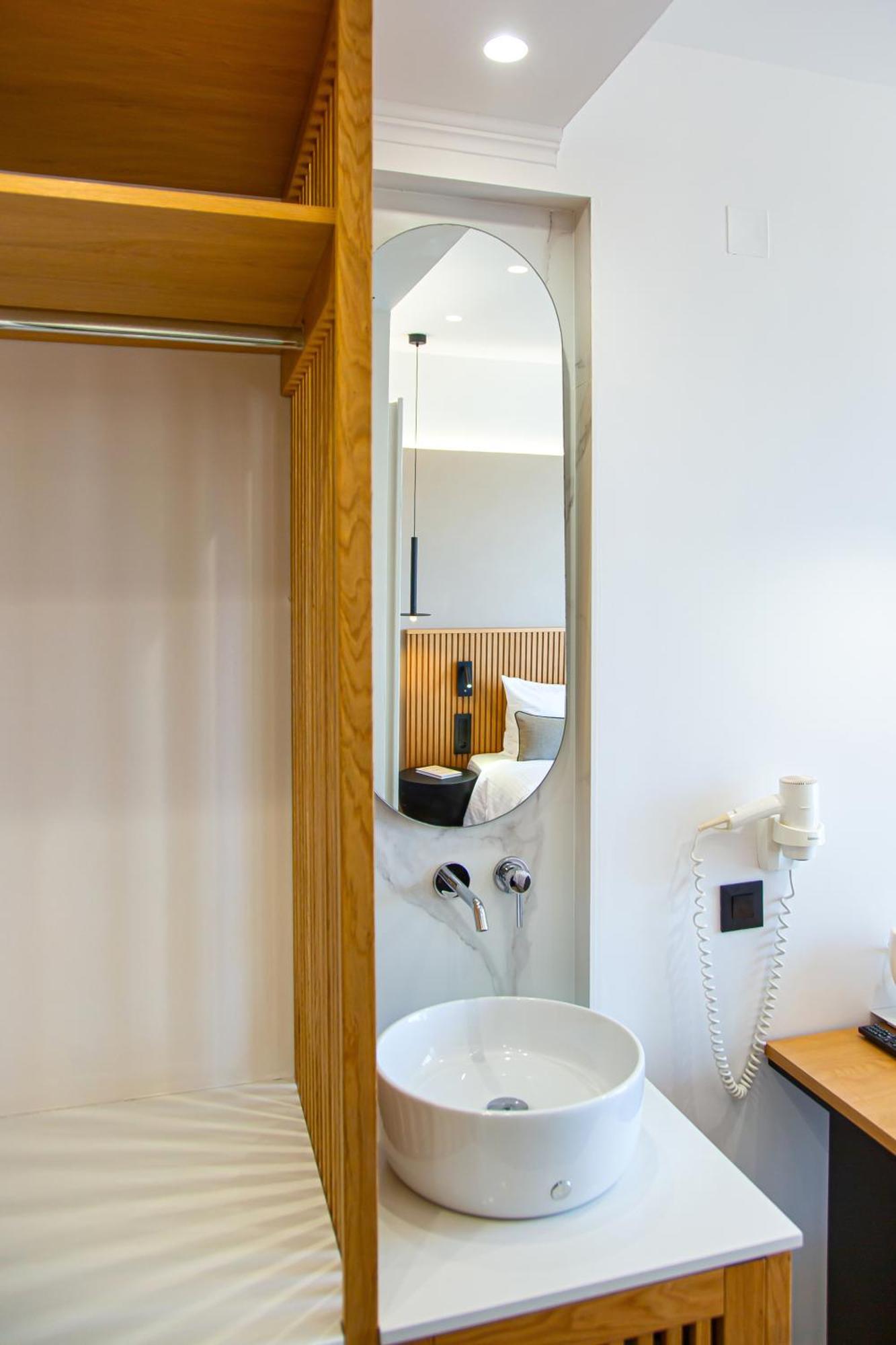 Premium Triple Room Side Sea View