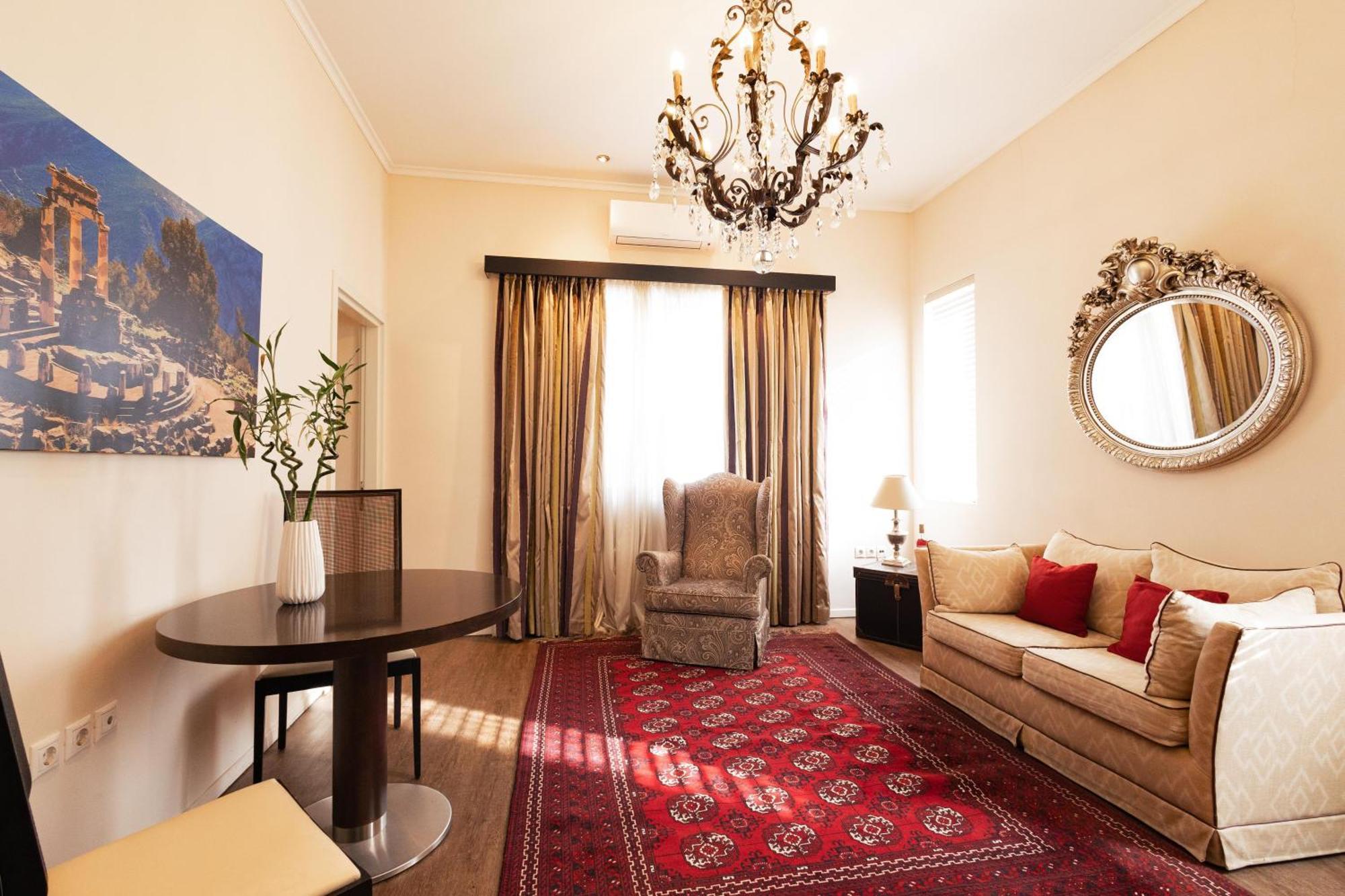 Deluxe King Suite with Balcony,1756436060:JPEG