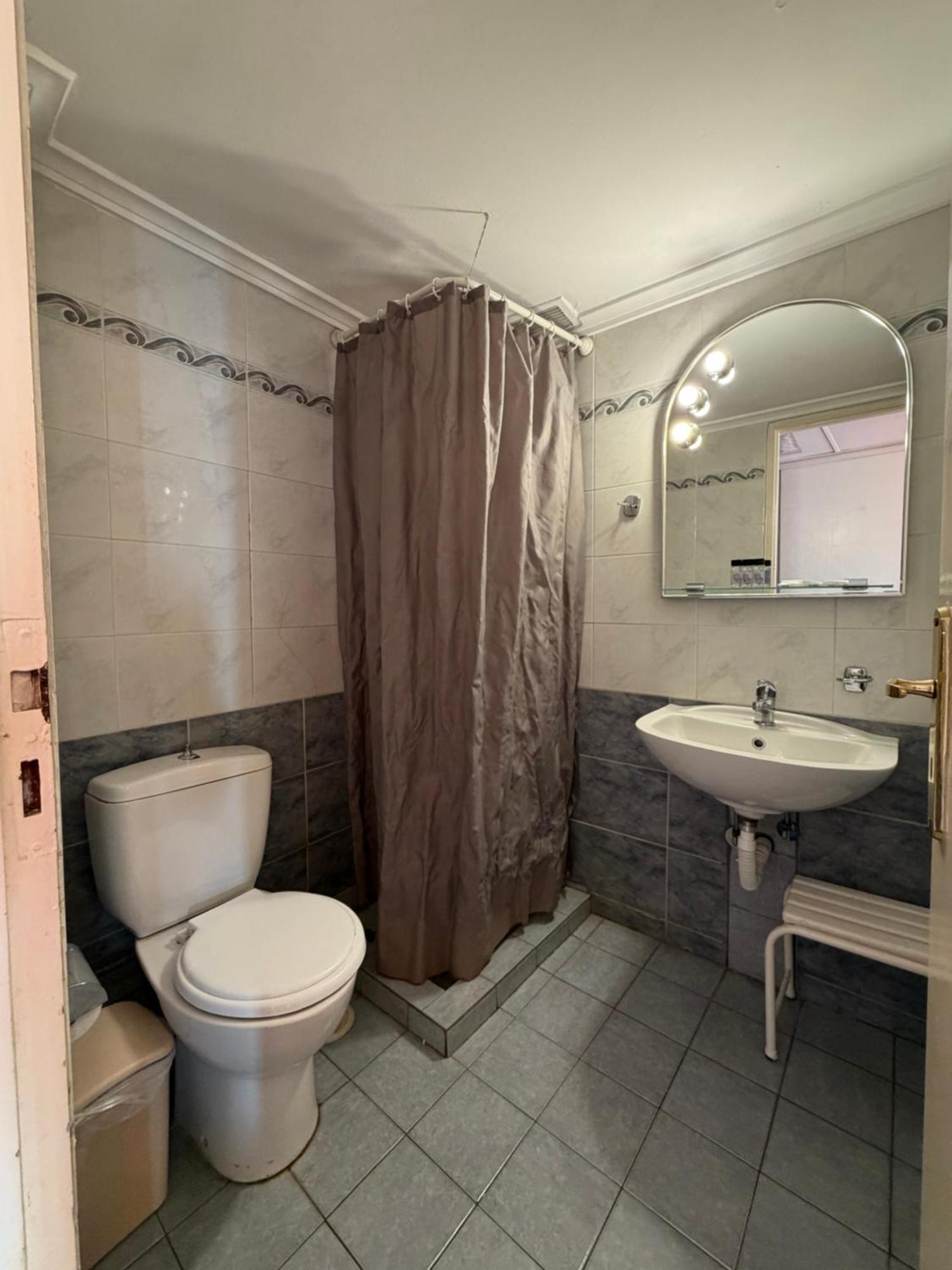 Chambre Double avec Lit d'Appoint - Vue sur Mer