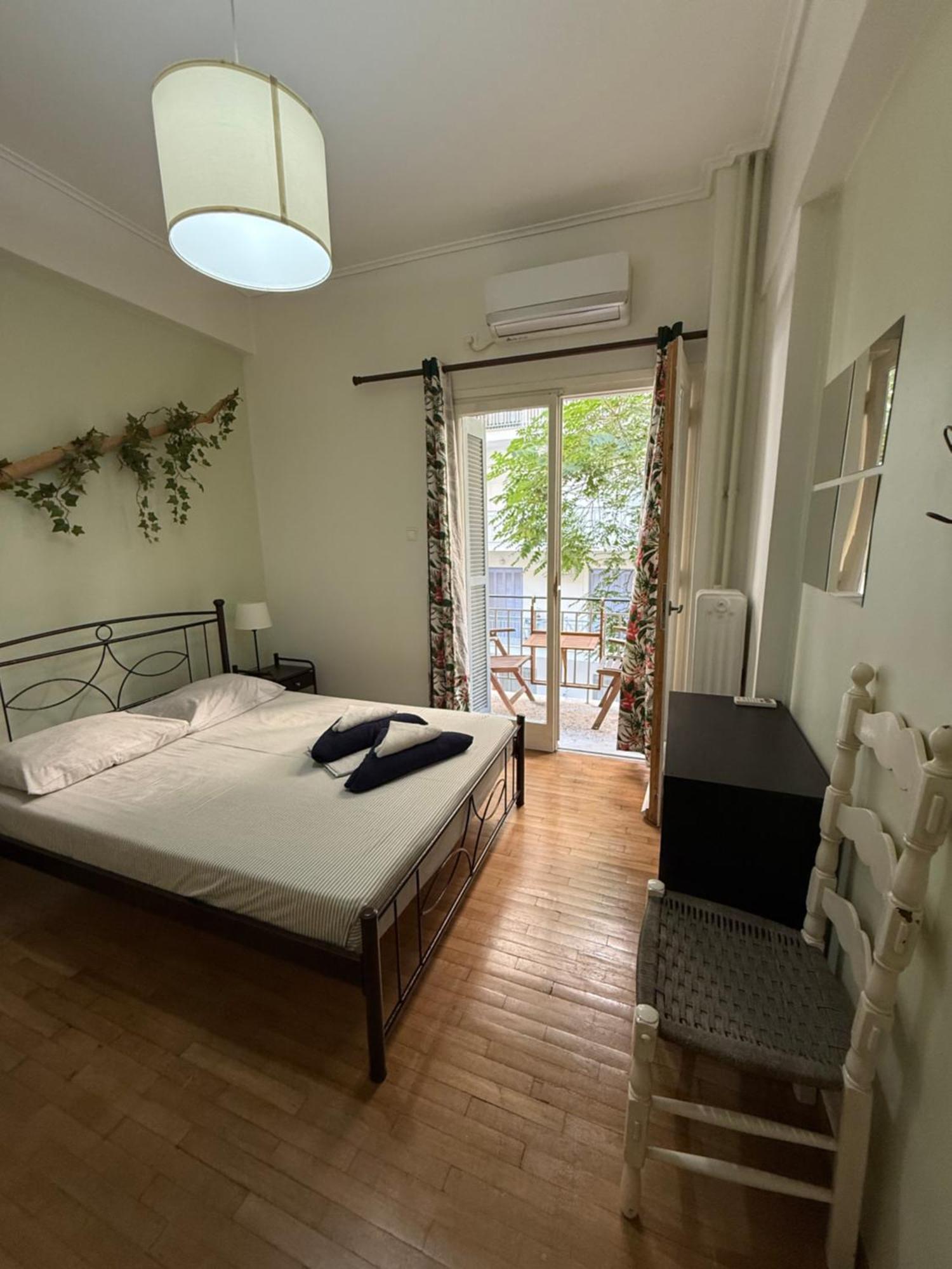 Three-Bedroom Apartment Suite,1756556242:JPEG