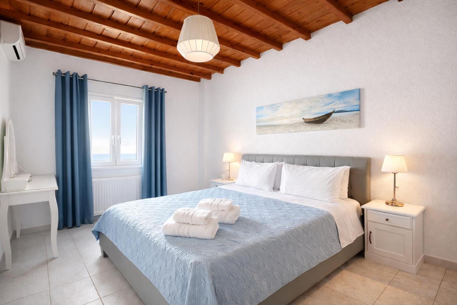 Two-Bedroom Apartment with Sea View,1758361930:JPEG