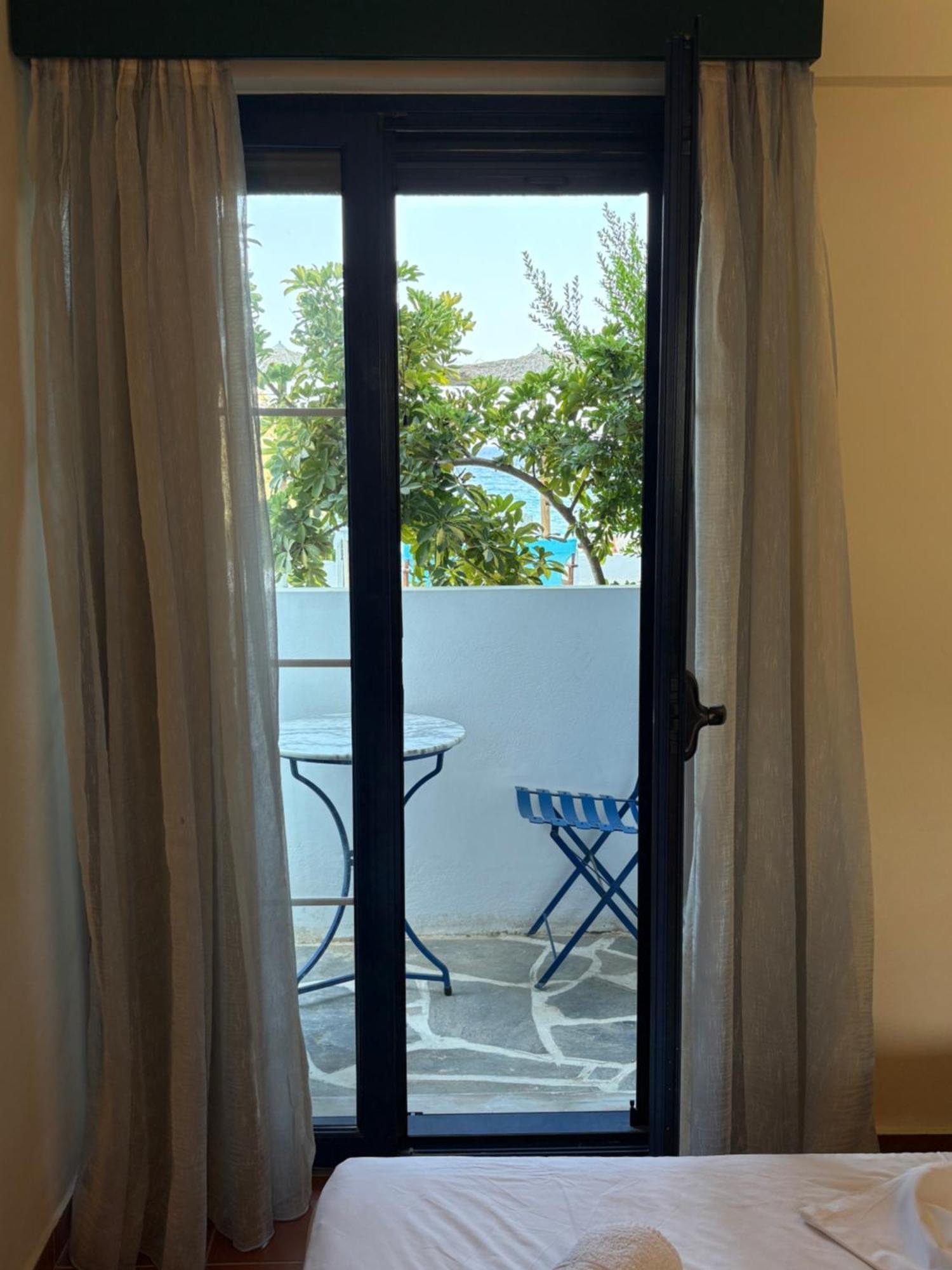 Studio Balcony