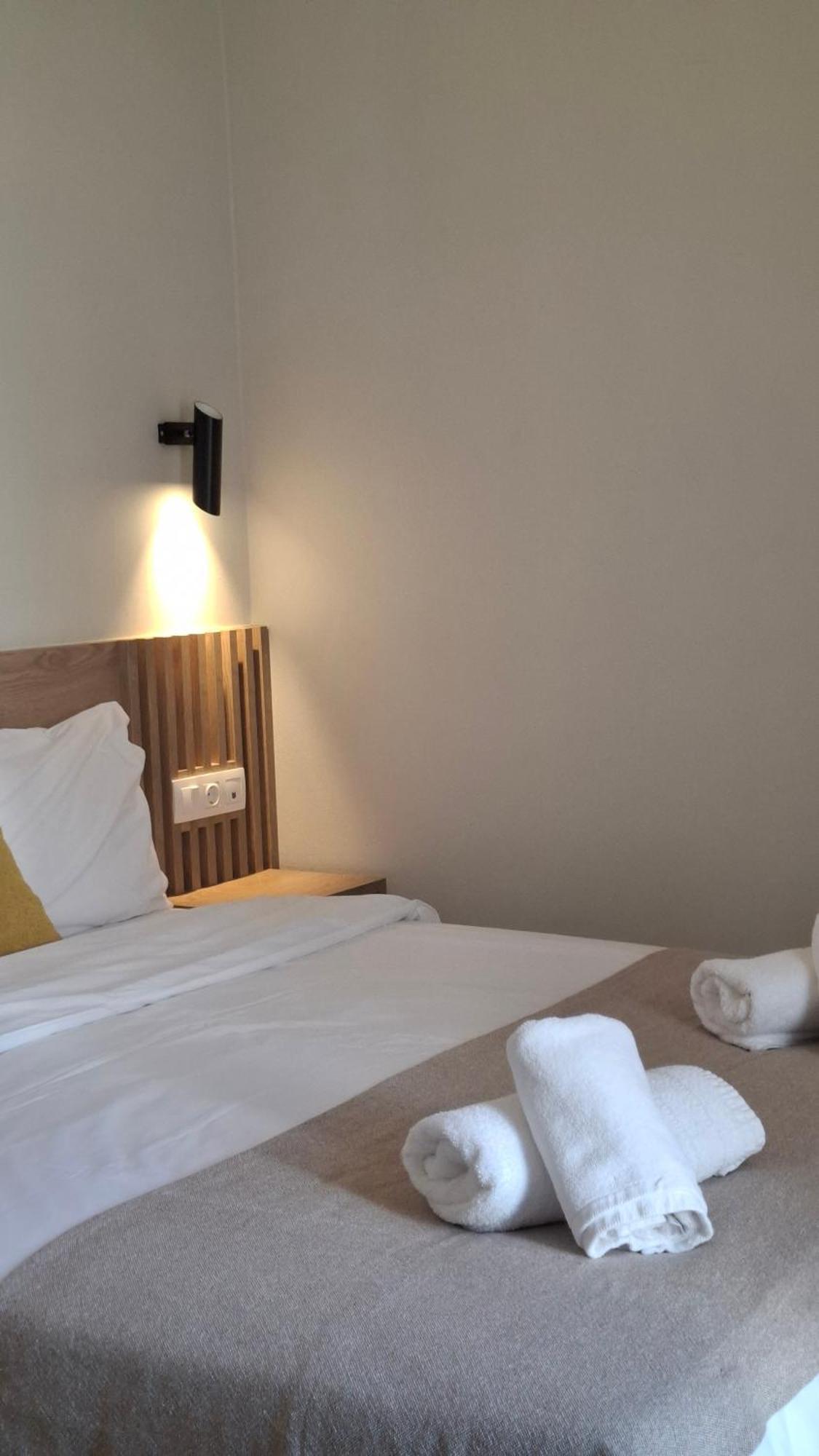One-Bedroom Apartment Double Bed or Garden View