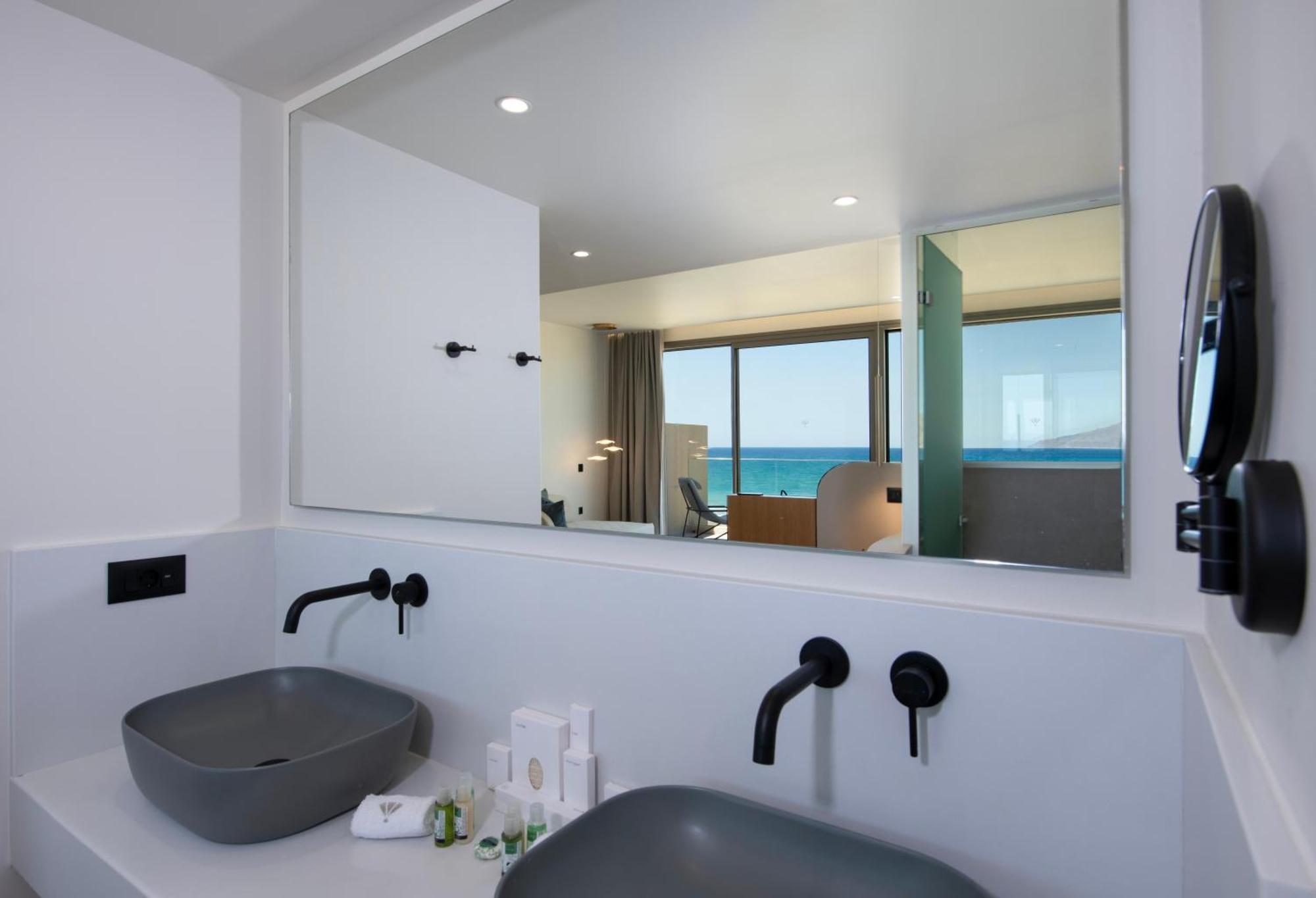 Sky Junior Suite Sea View