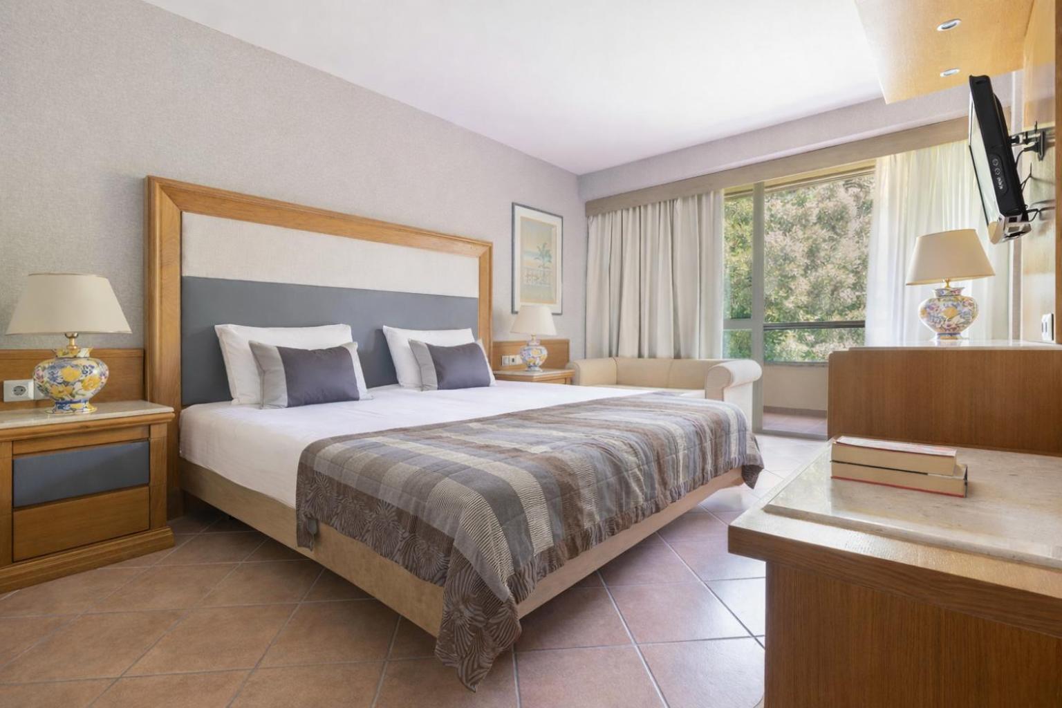 Essential Double or Twin Room,1765178772:JPEG
