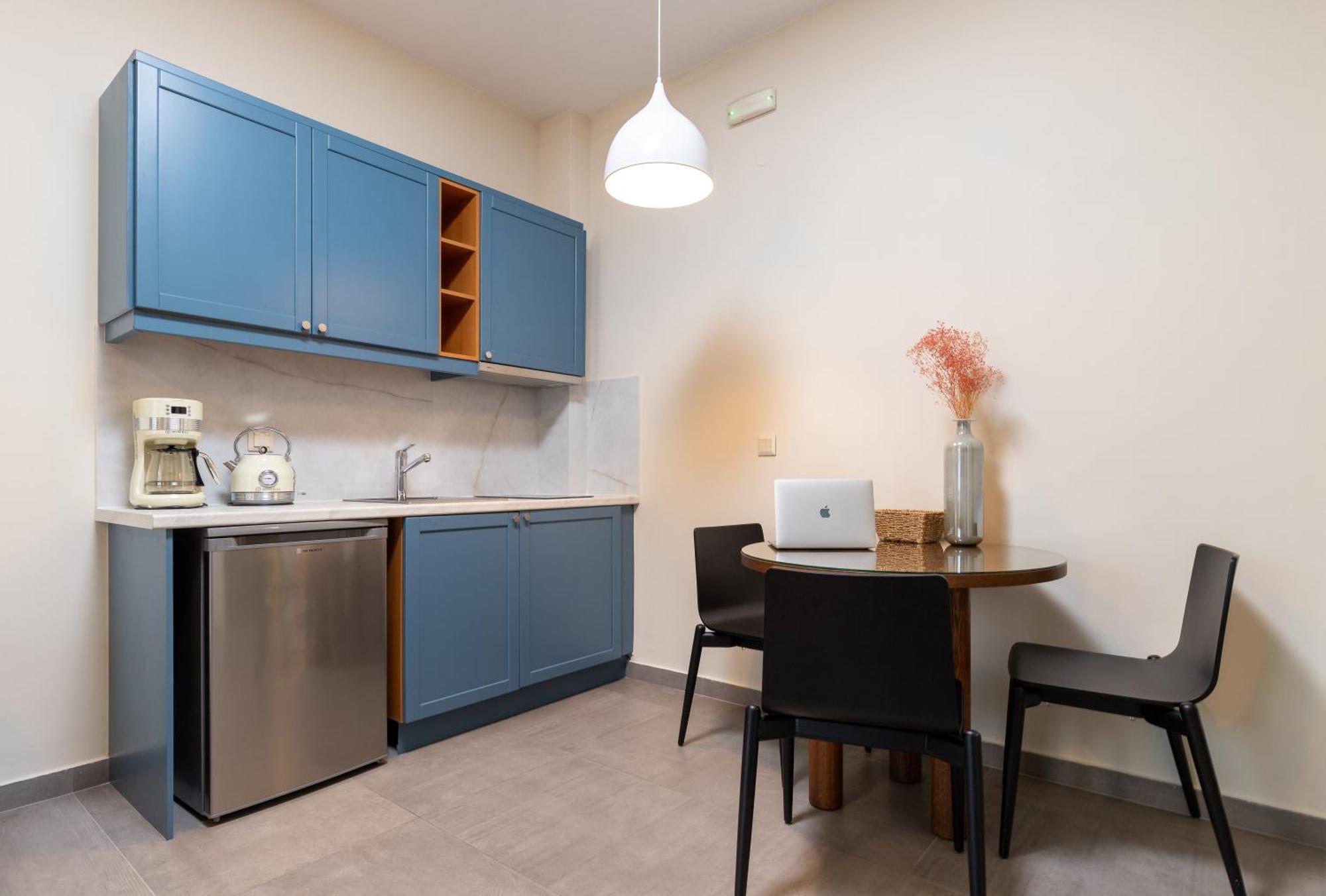 Superior One-Bedroom Apartment