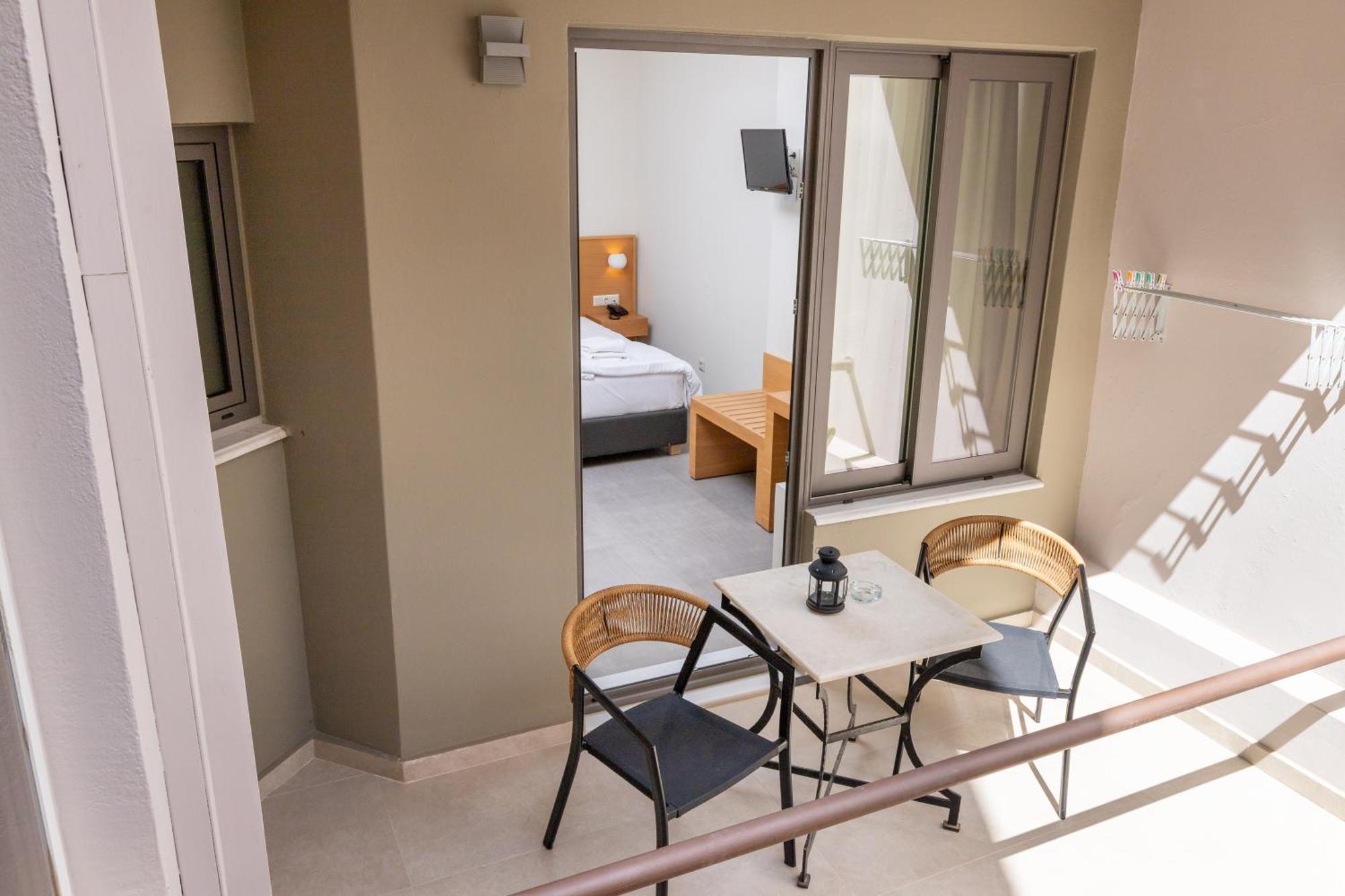 Superior One-Bedroom Apartment