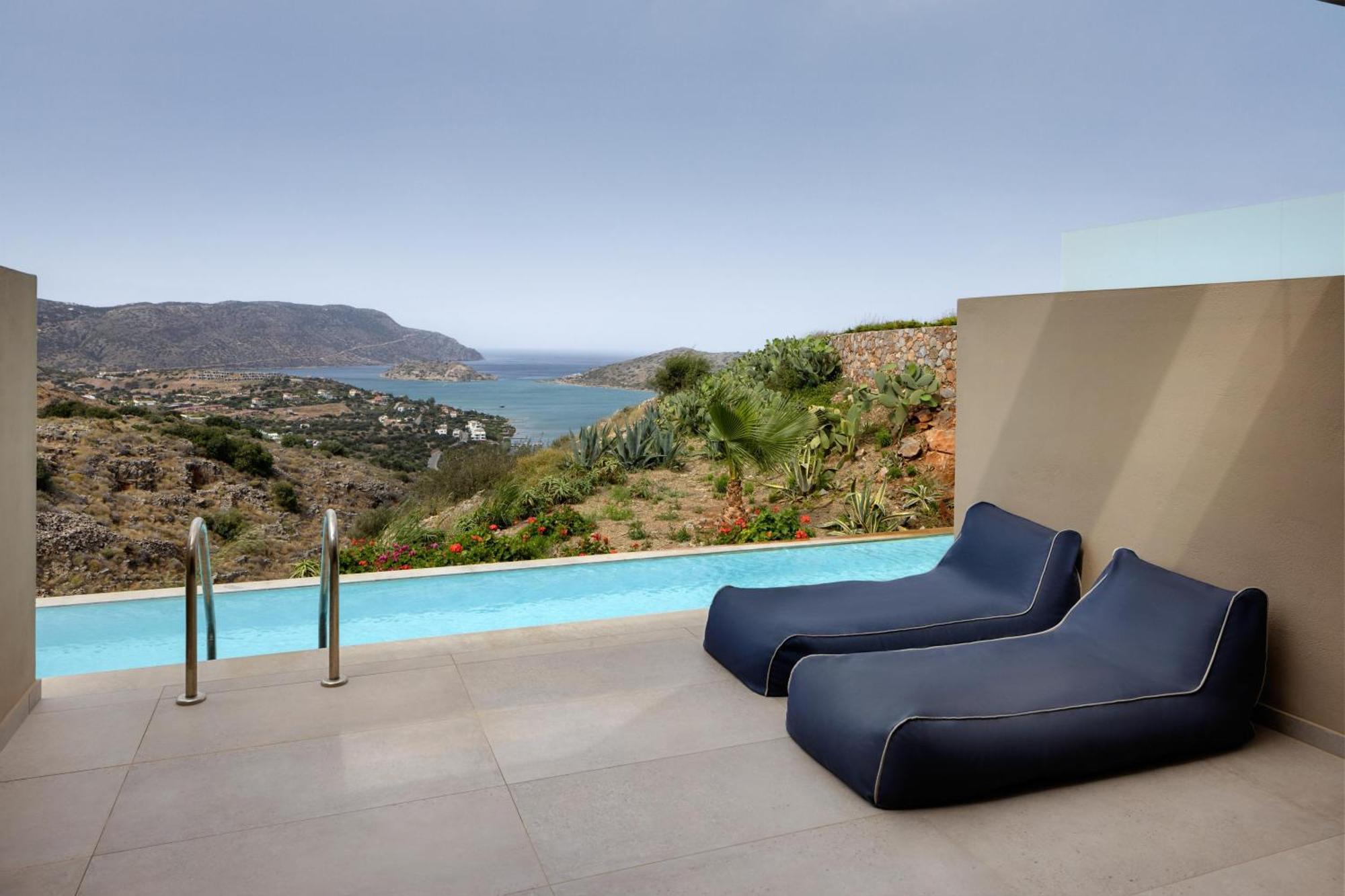 Sapphire Zen Queen Suite Shared Pool,1765806881:JPEG