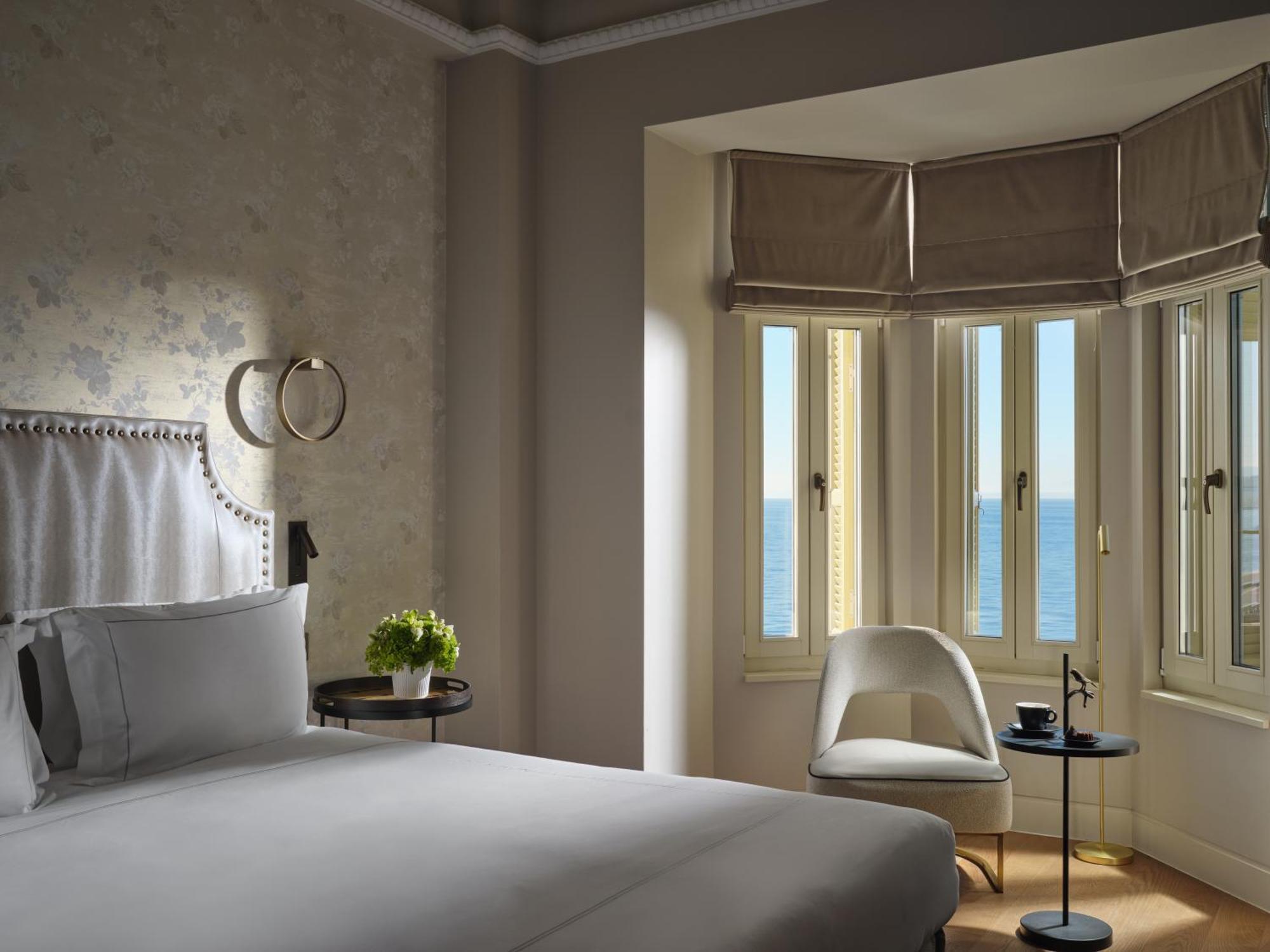 Junior Suite Sea Front Oriel