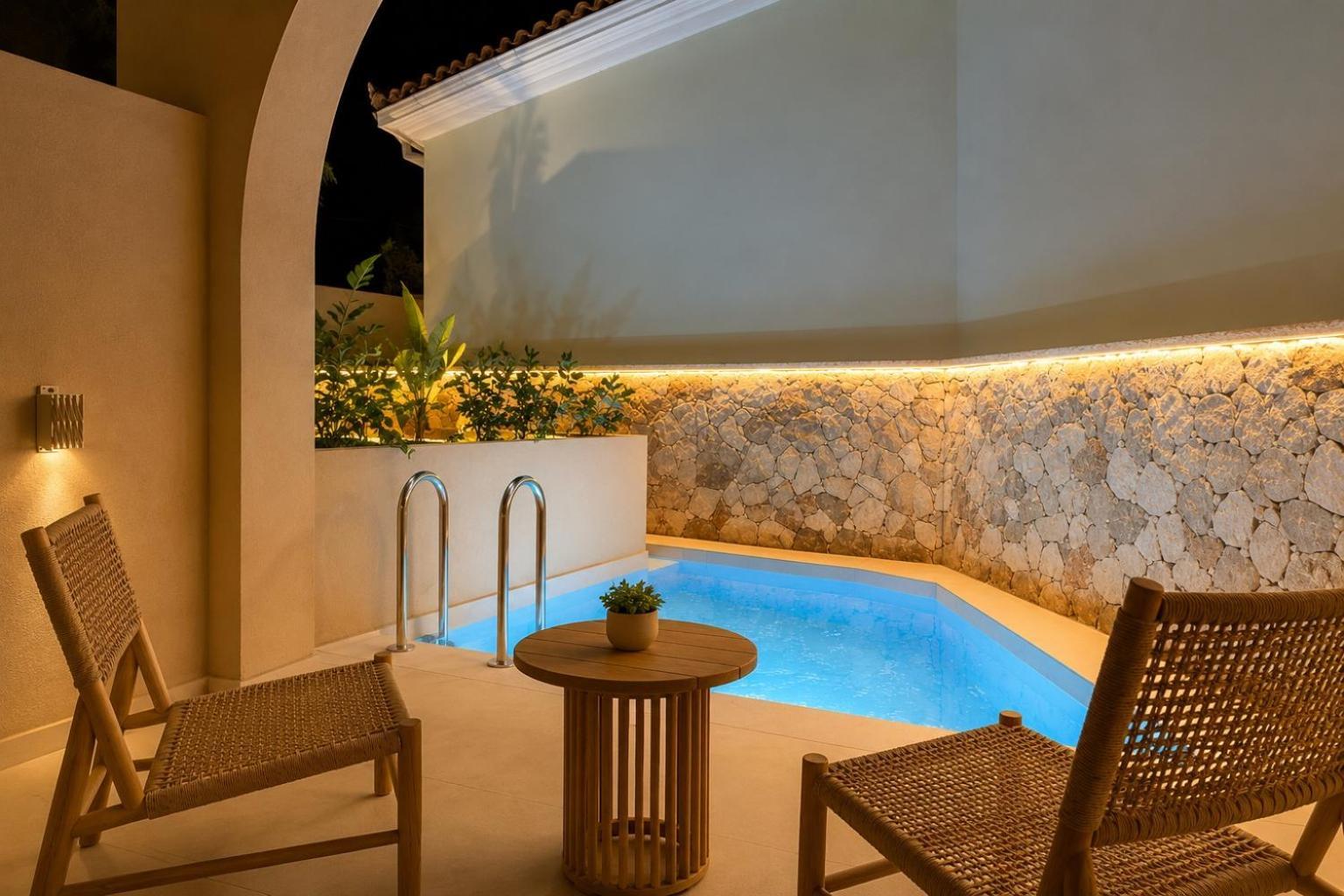 Junior Suite Private Pool