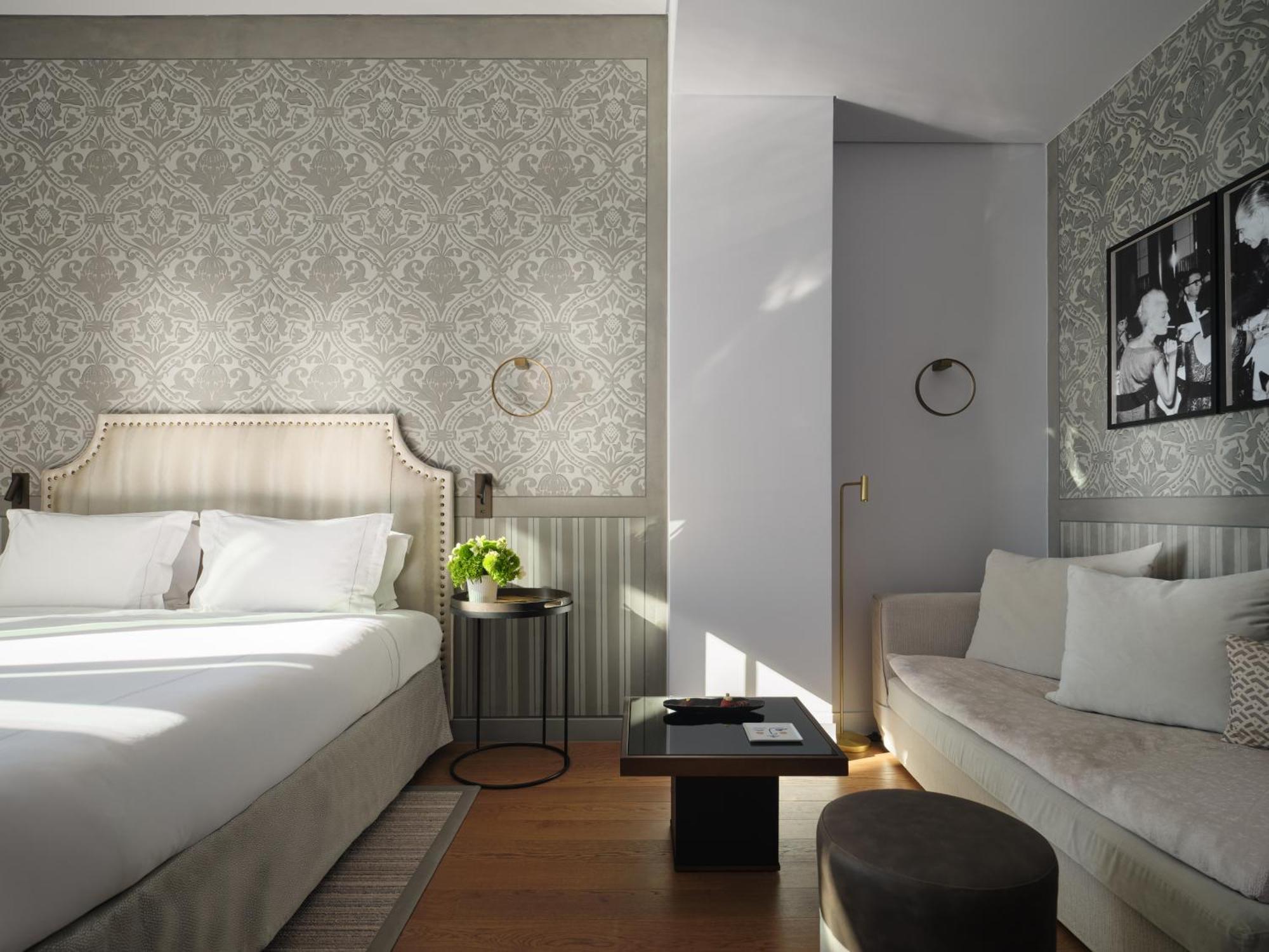 Junior Suite Sea Front Balcony
