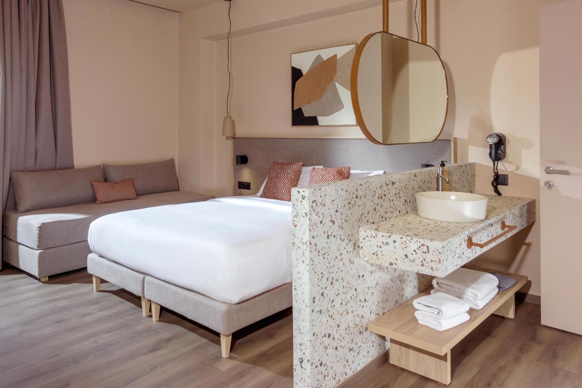 Junior Suite mit seitlichem Meerblick