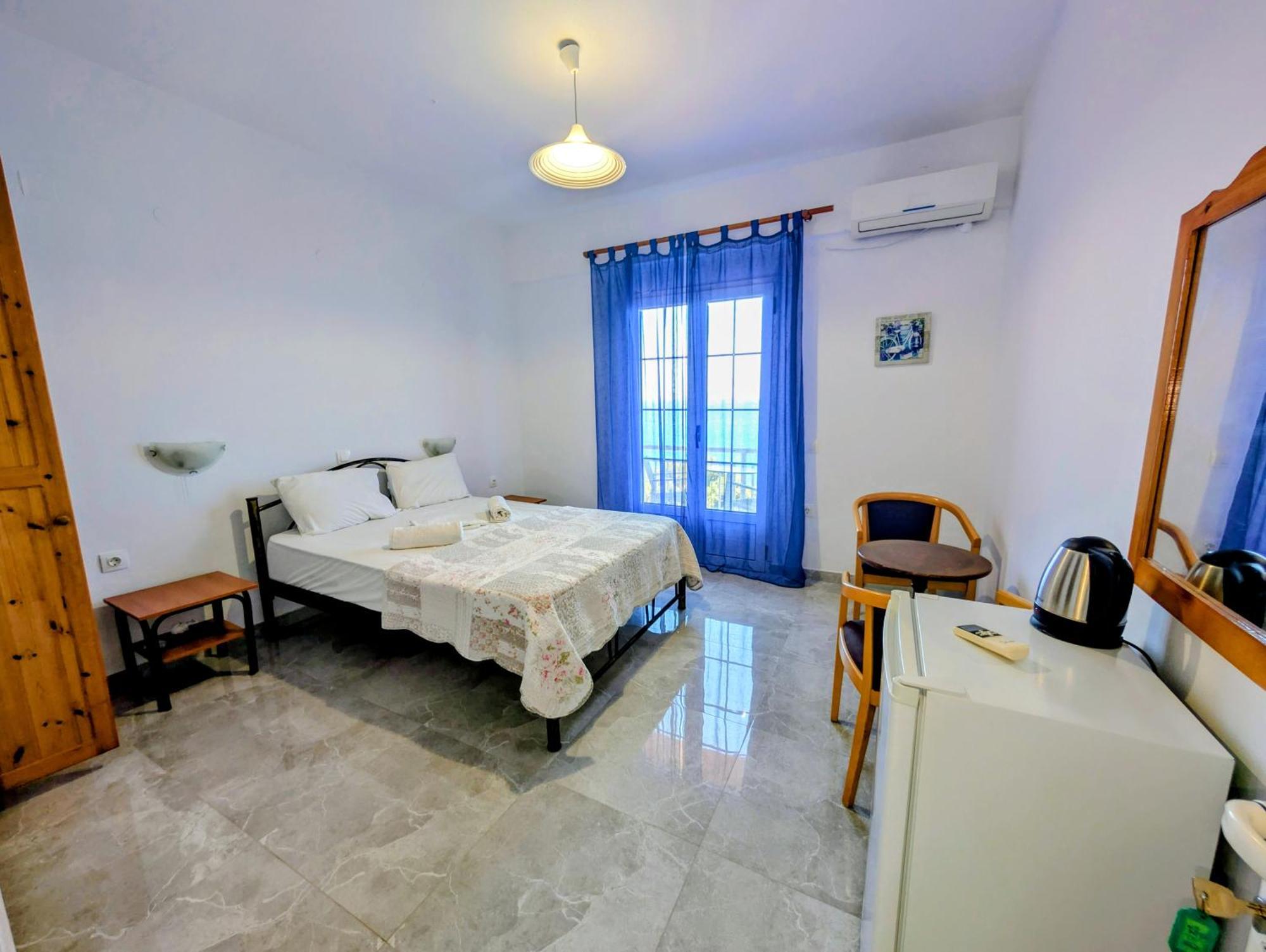 Deluxe Double Room with Sea View