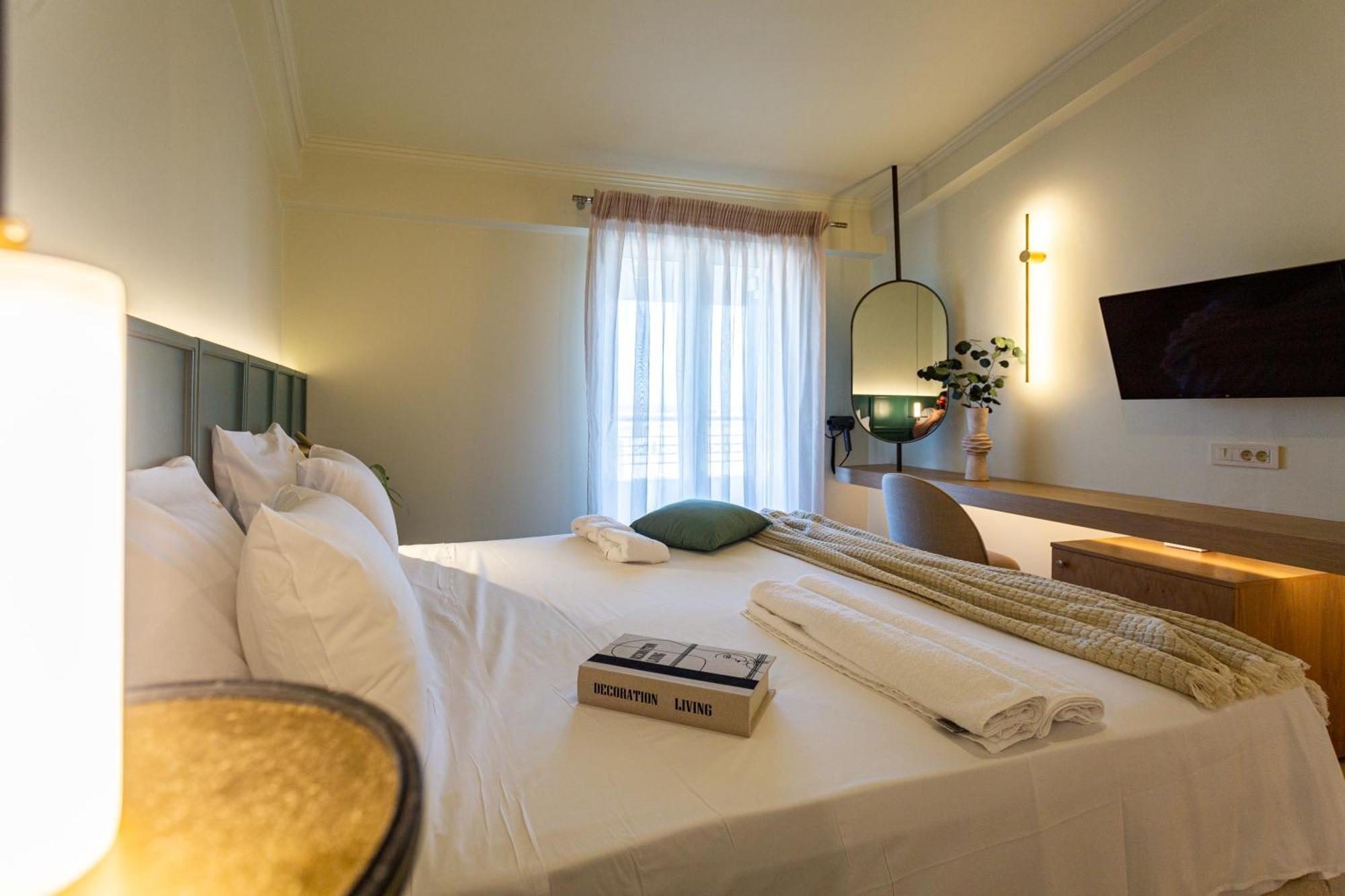 Deluxe Double Room Balcony