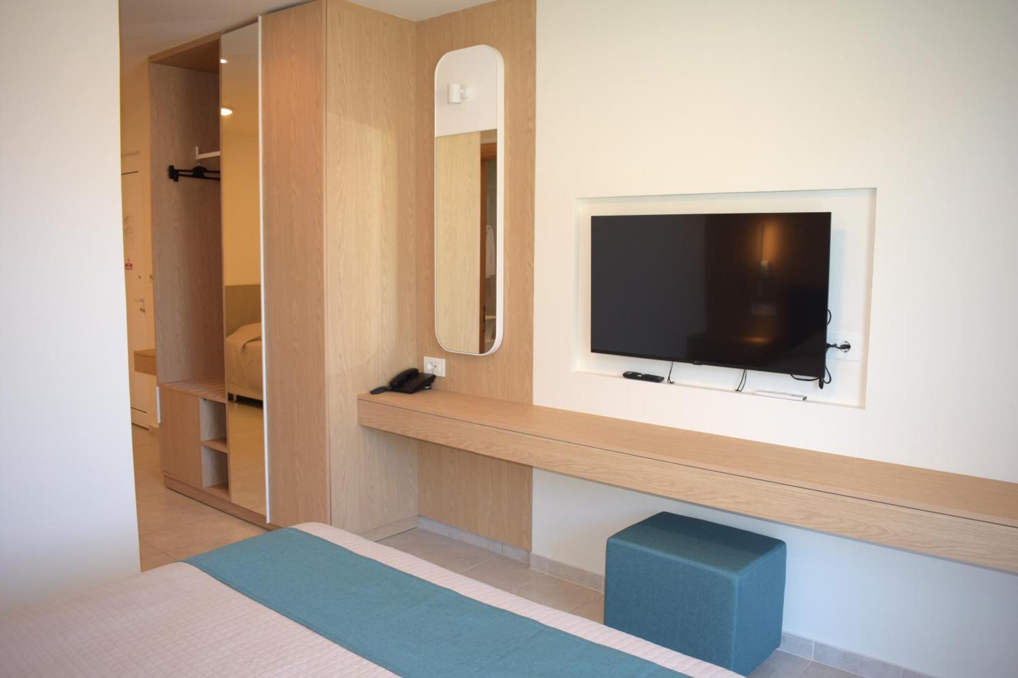 Comfort Dreibettzimmer mit Dusche