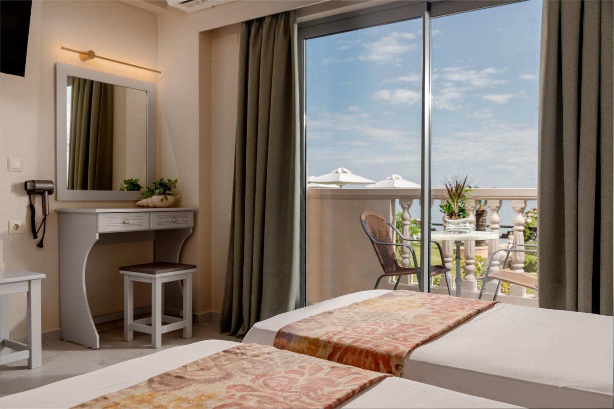 Studio Ground Floor Sea View
