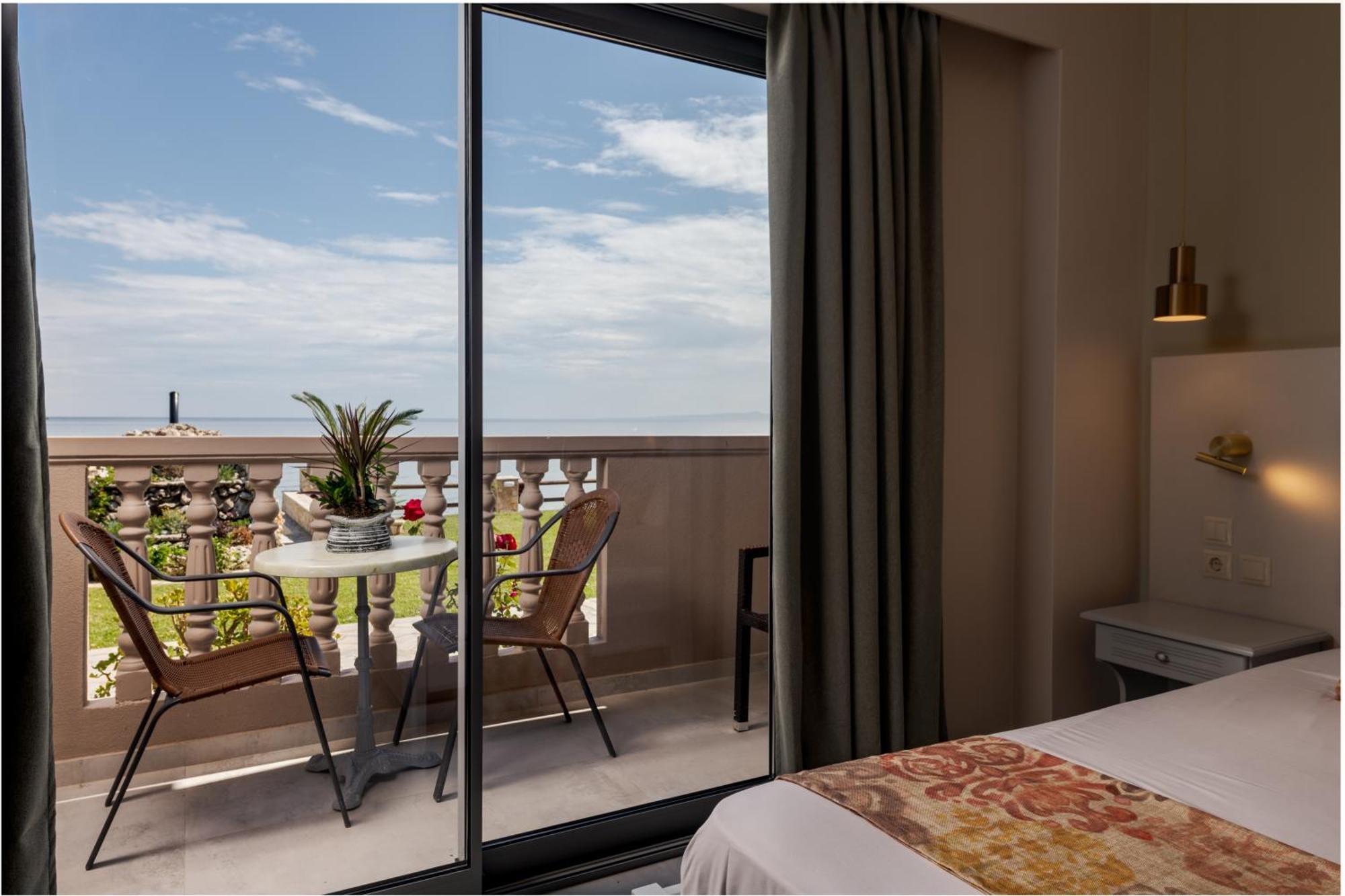 Studio Ground Floor Sea View