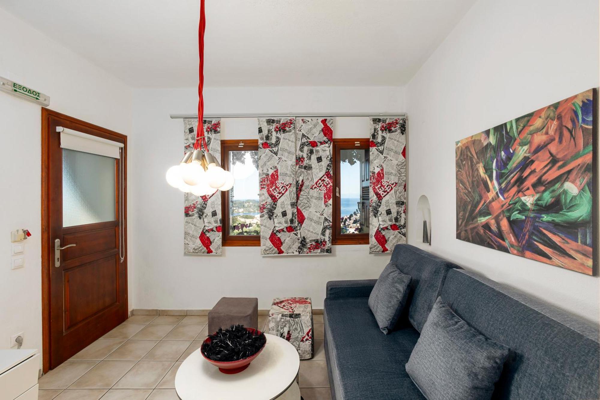 One-Bedroom Apartment Sea View