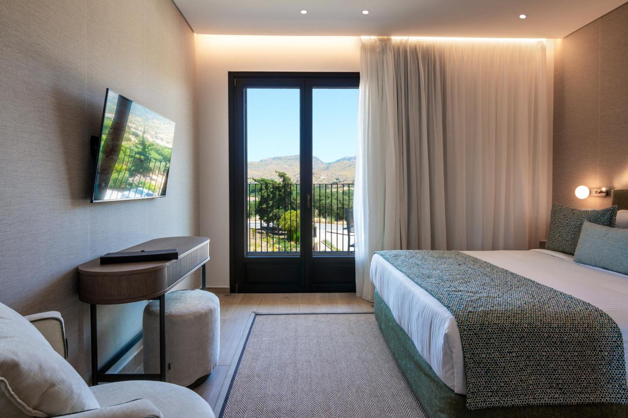 Classic Room Mountain View Renovated 2026