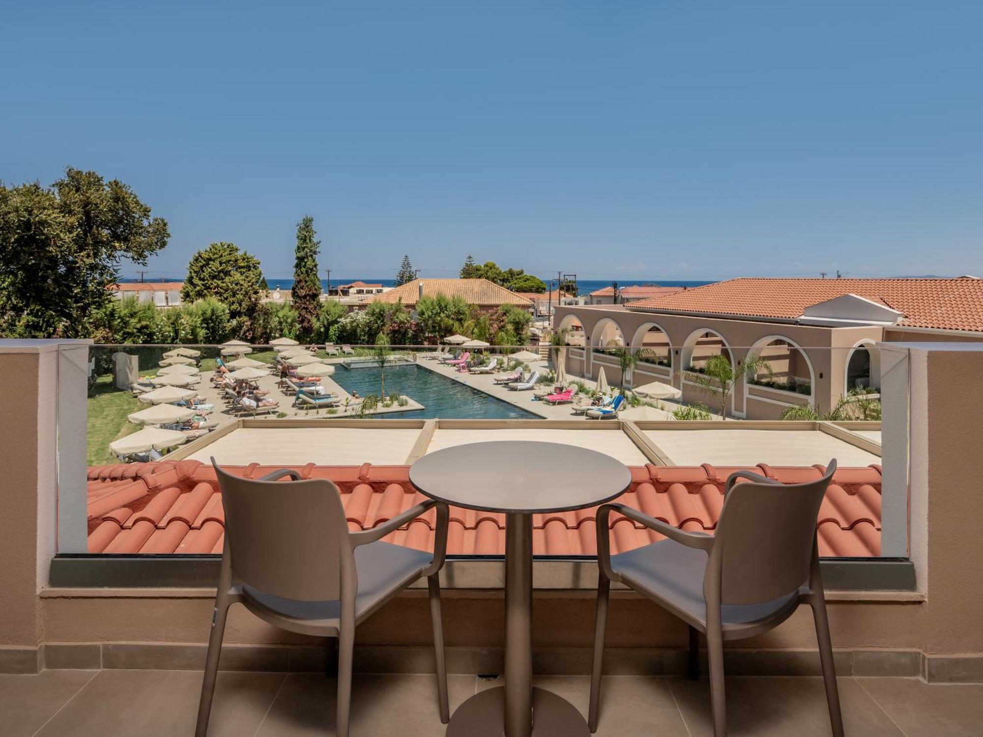 Double Room Pool View