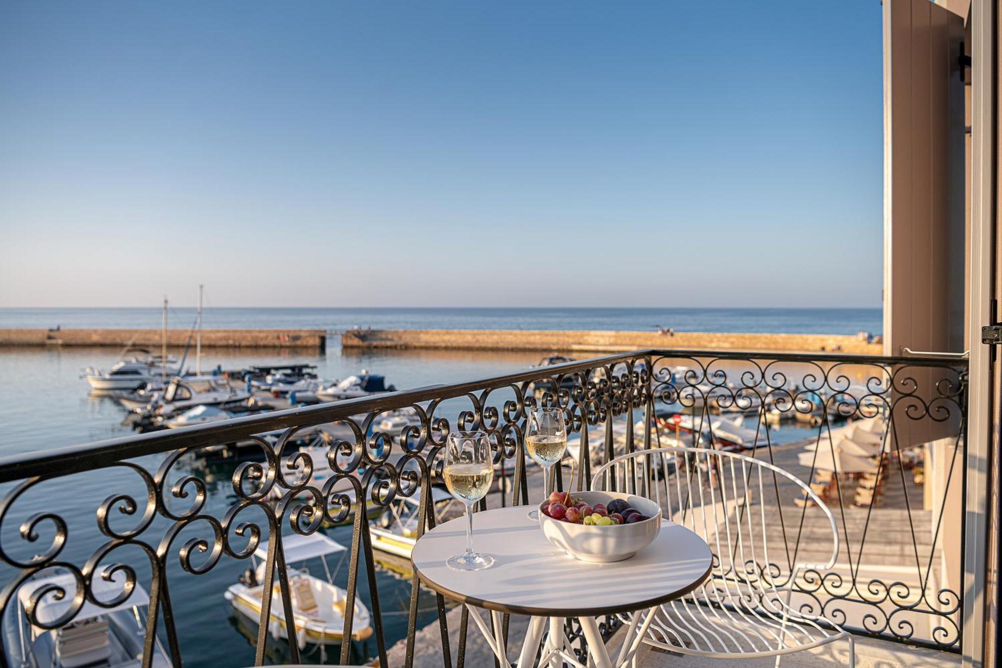Superior Suite Sea Front