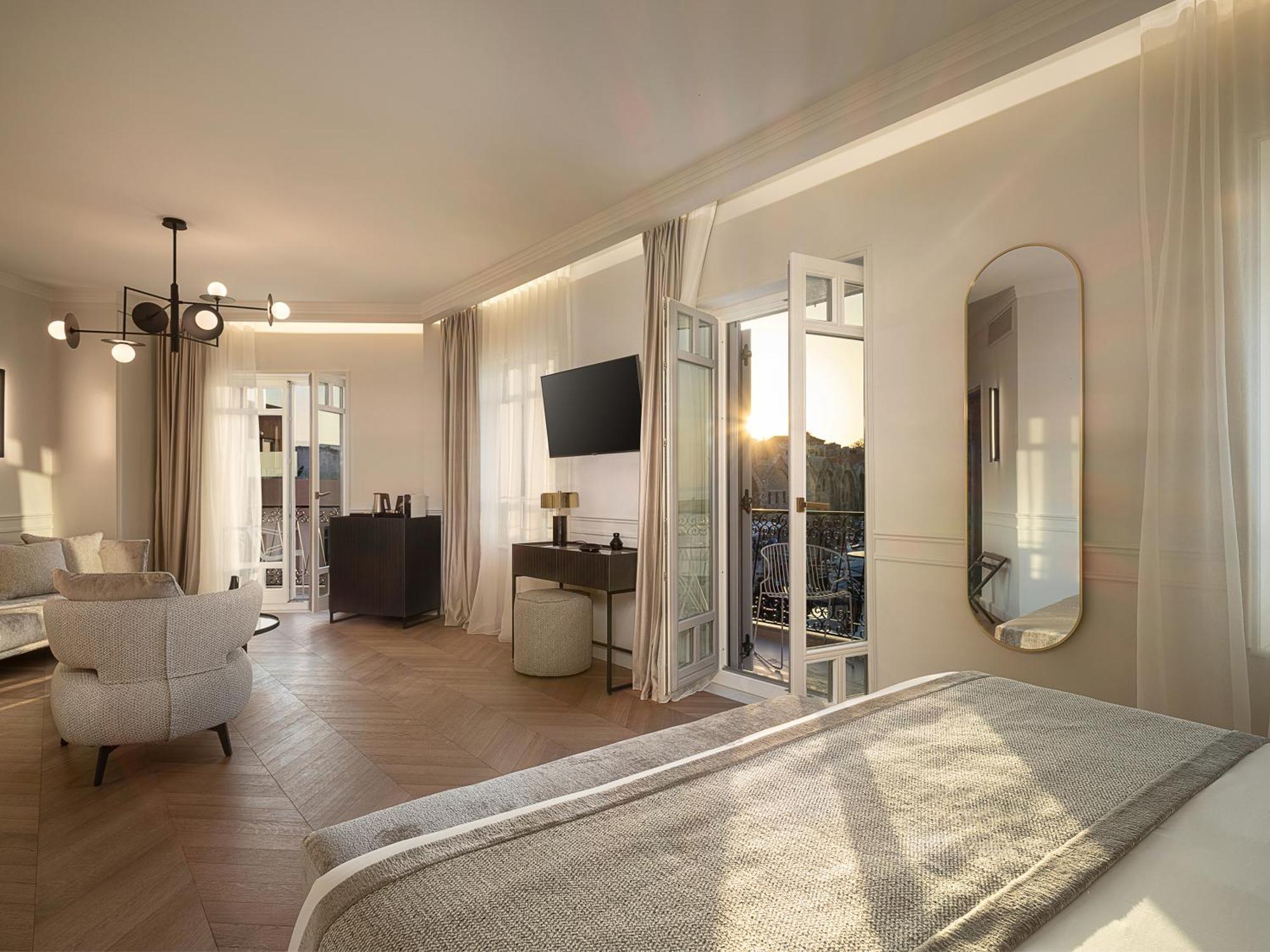Superior Suite Sea Front