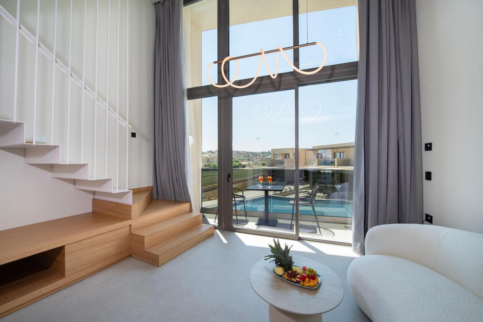 Horizon Maisonette Pool View
