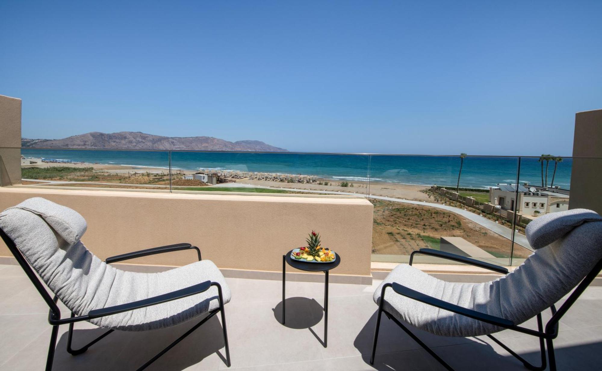 Sky Junior Suite Sea View
